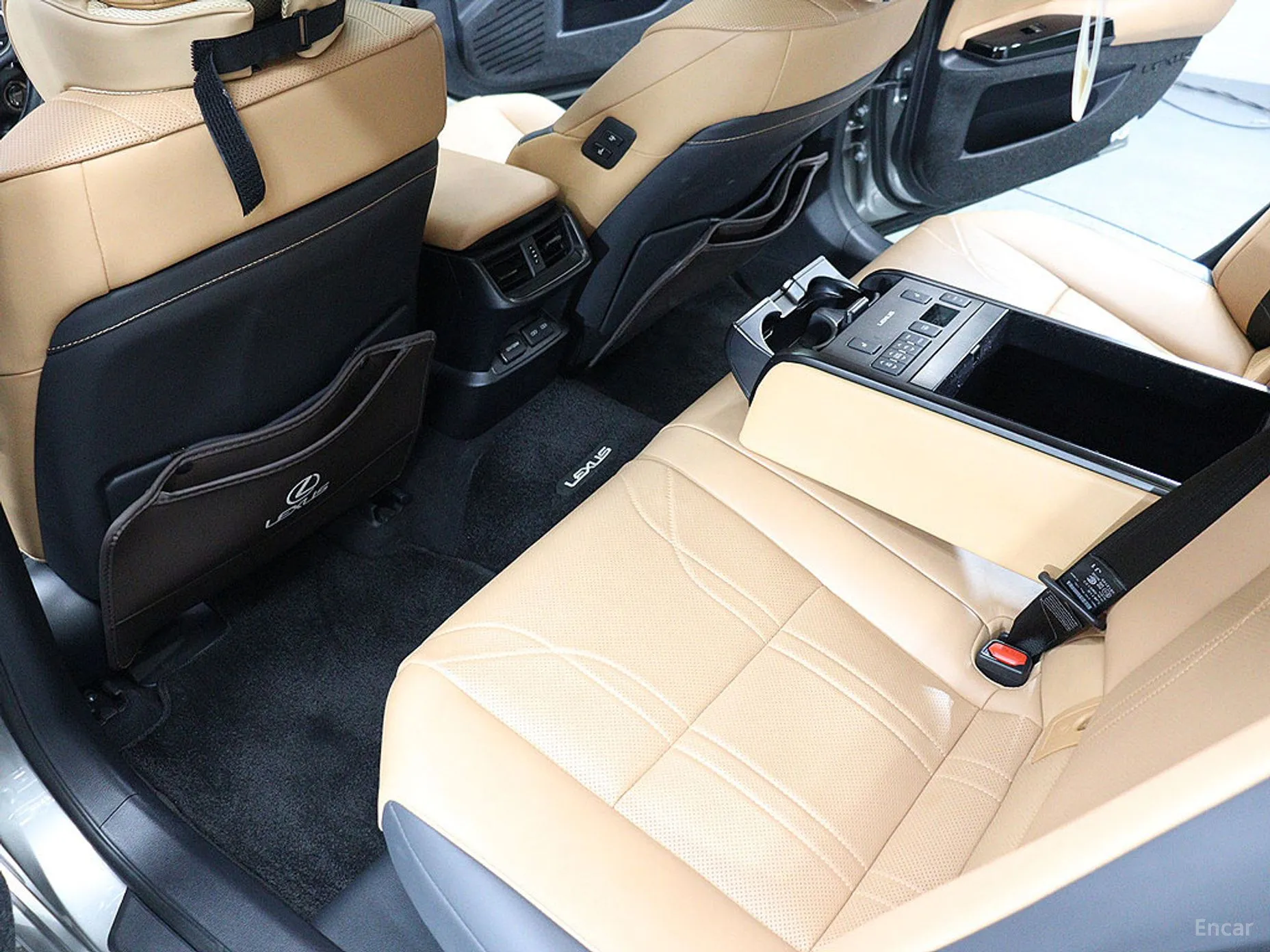 Lexus ES300h 7th Generation превью 14
