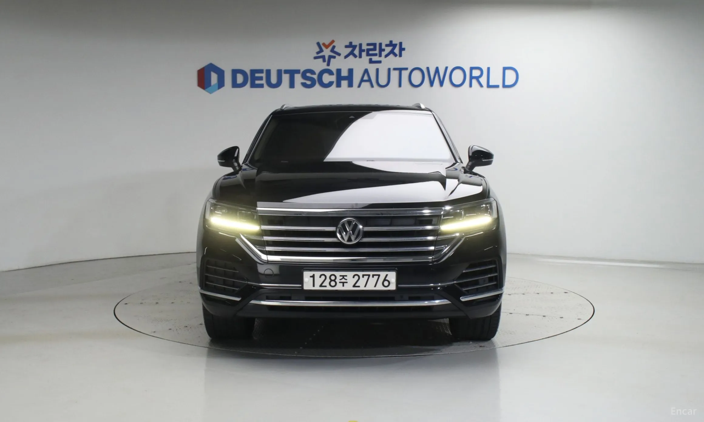 Volkswagen Touareg 3rd Generation превью 3