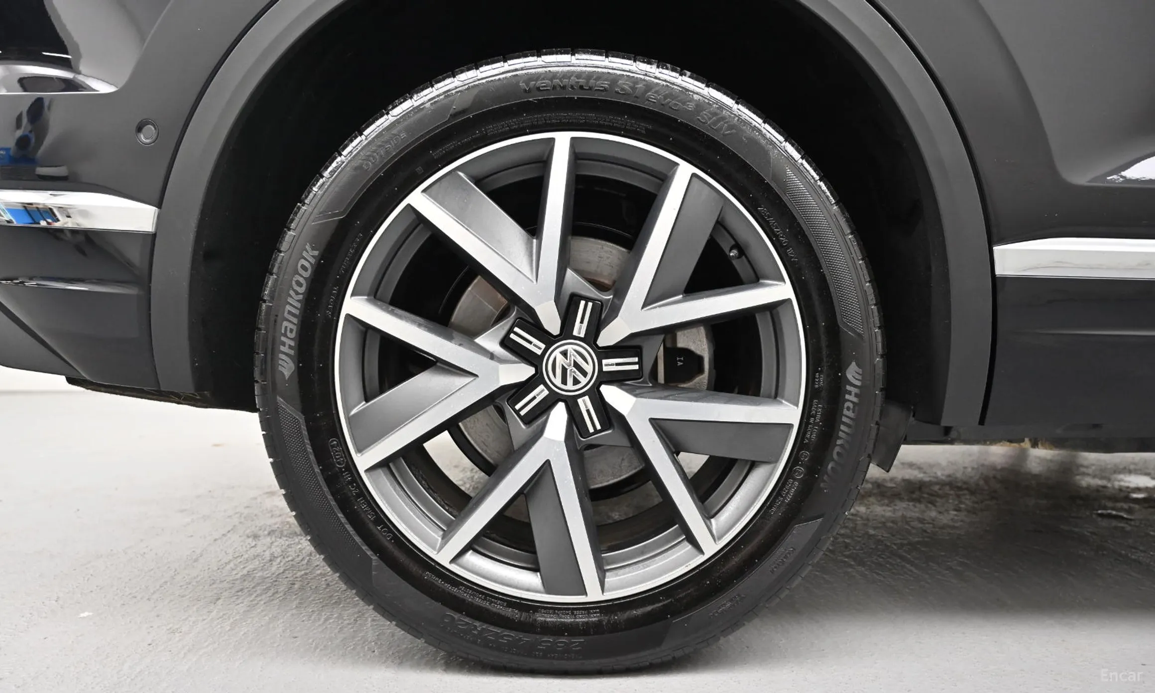 Volkswagen Touareg 3rd Generation превью 5