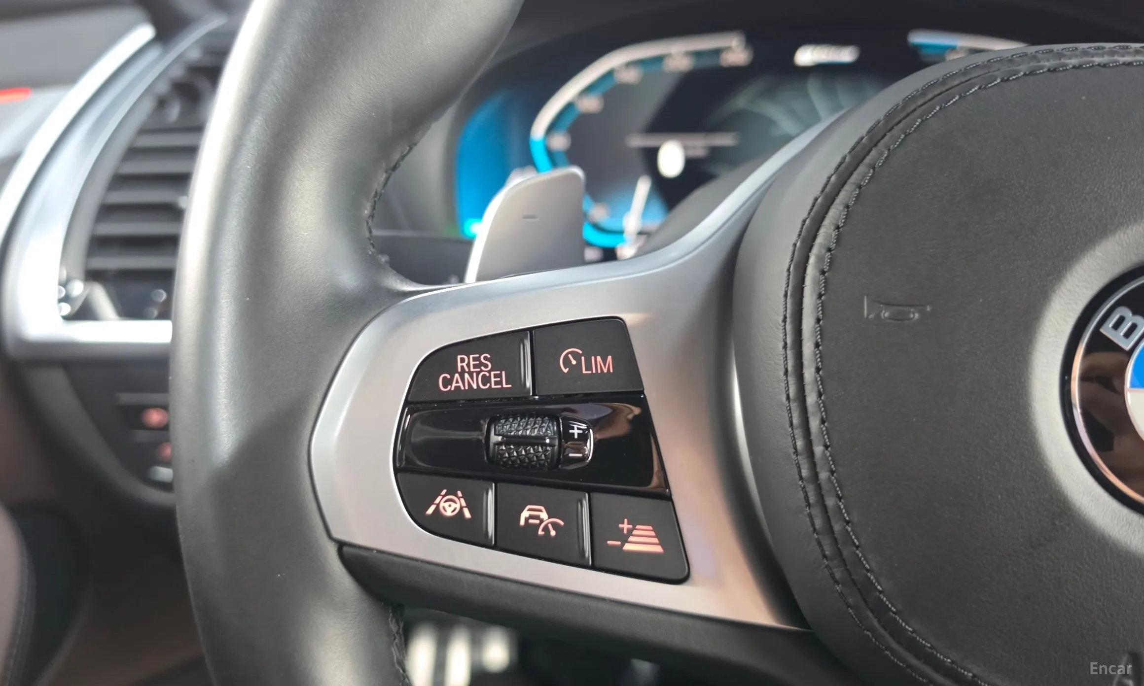 BMW X3 (G01) превью 16