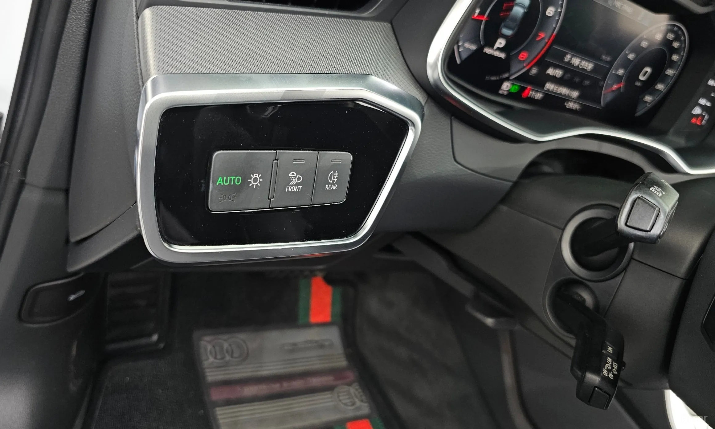 Audi A6 (C8) превью 19