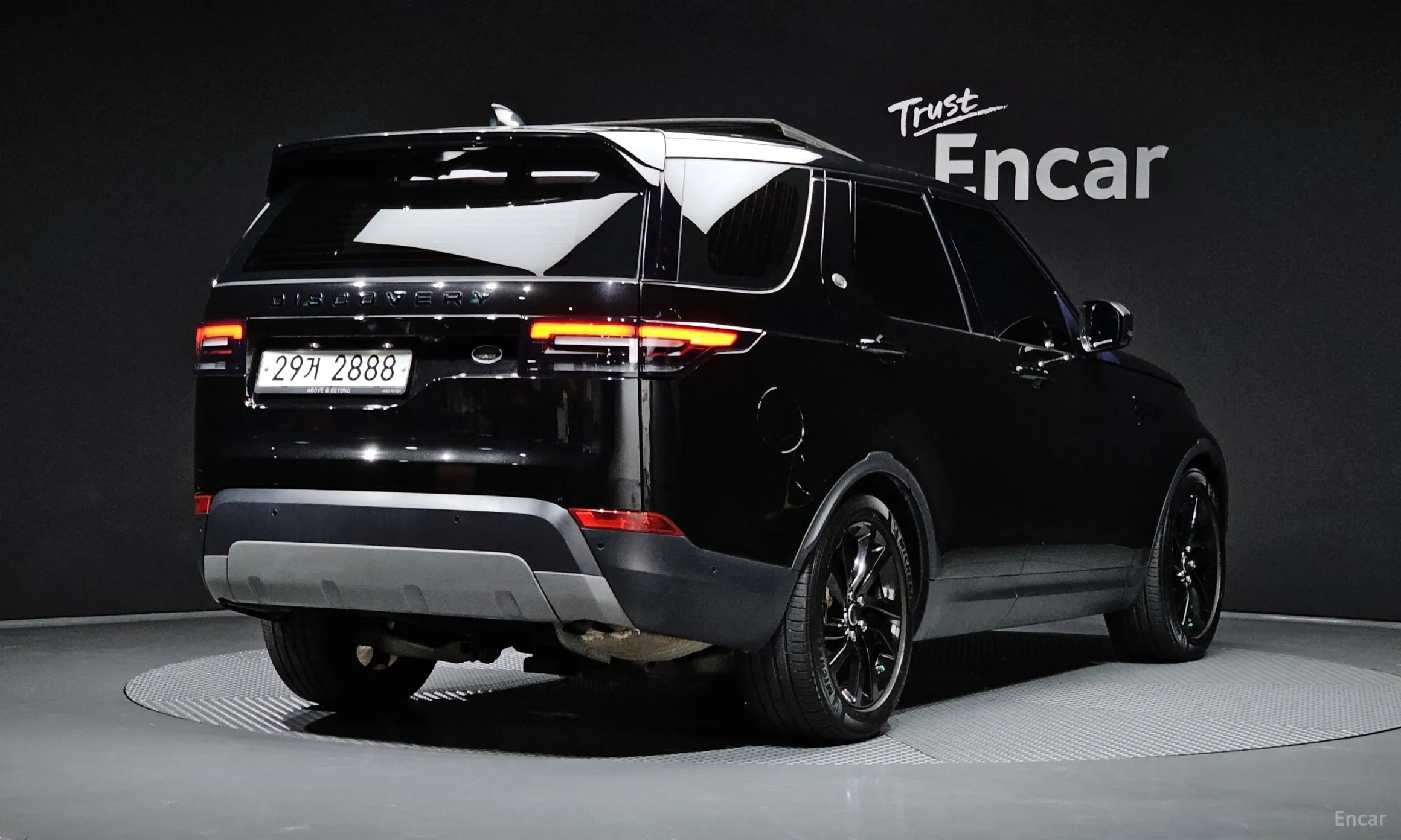 Land Rover Discovery 5 превью 2