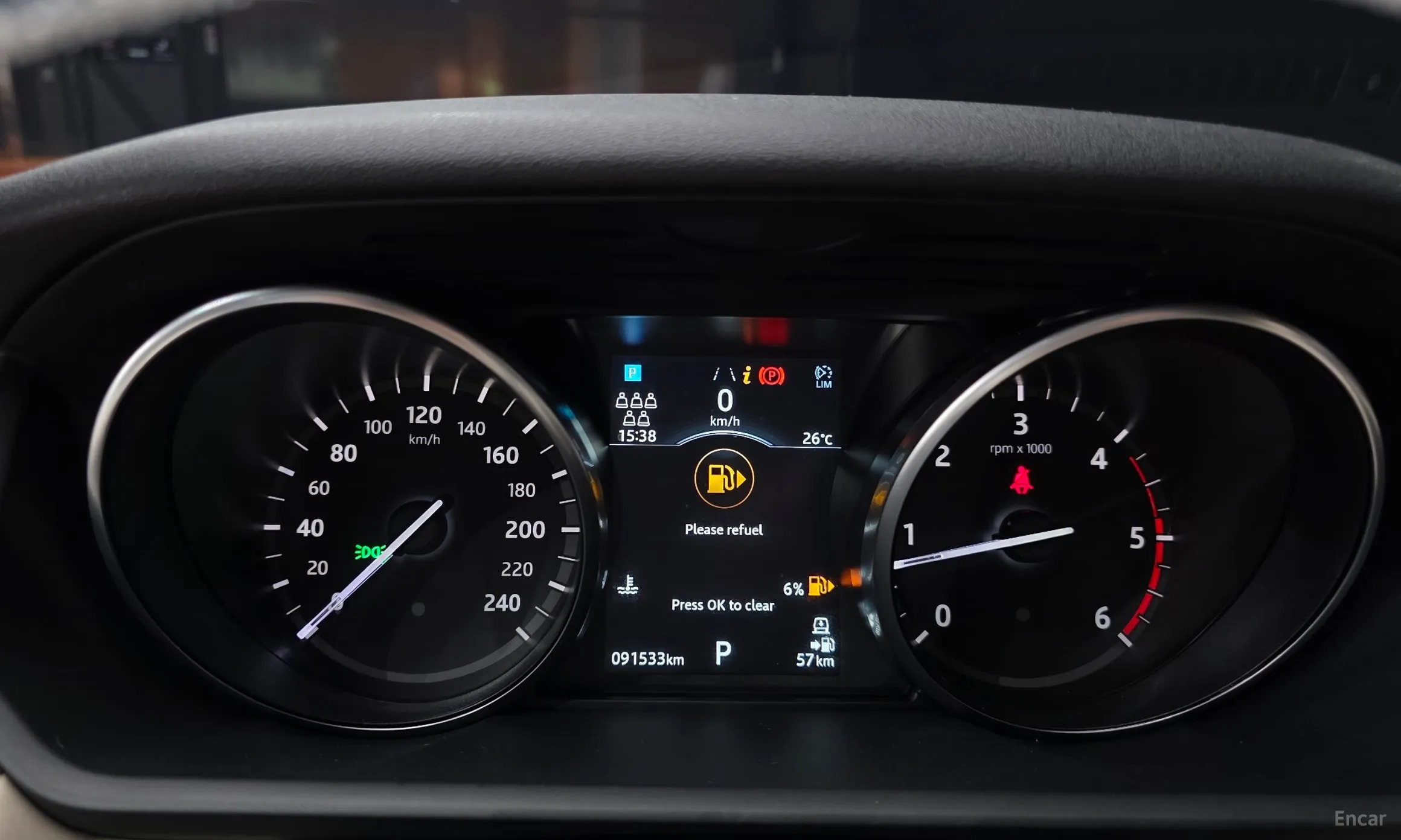 Land Rover Discovery 5 превью 8