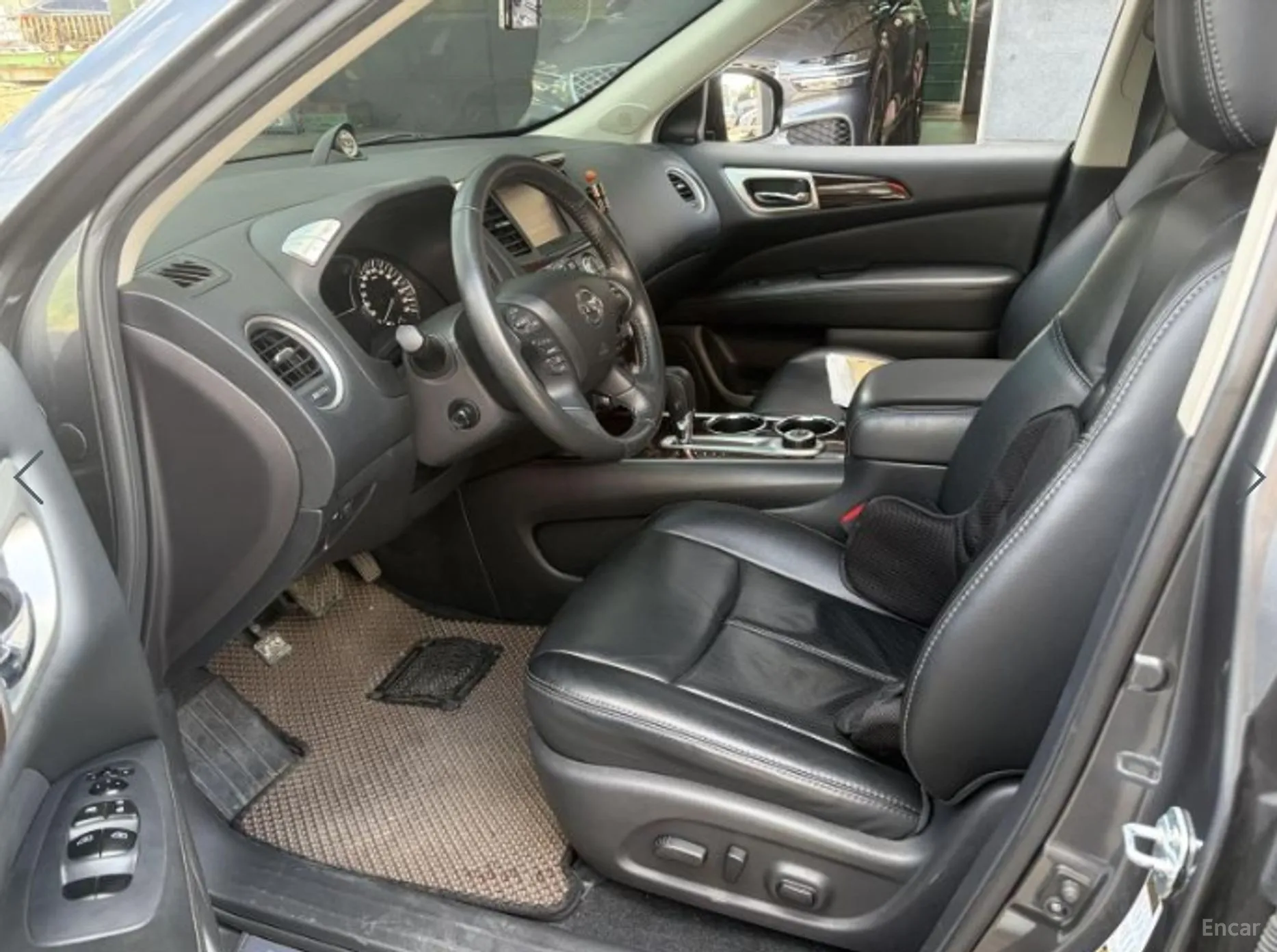 Nissan Pathfinder Gen 4 превью 4