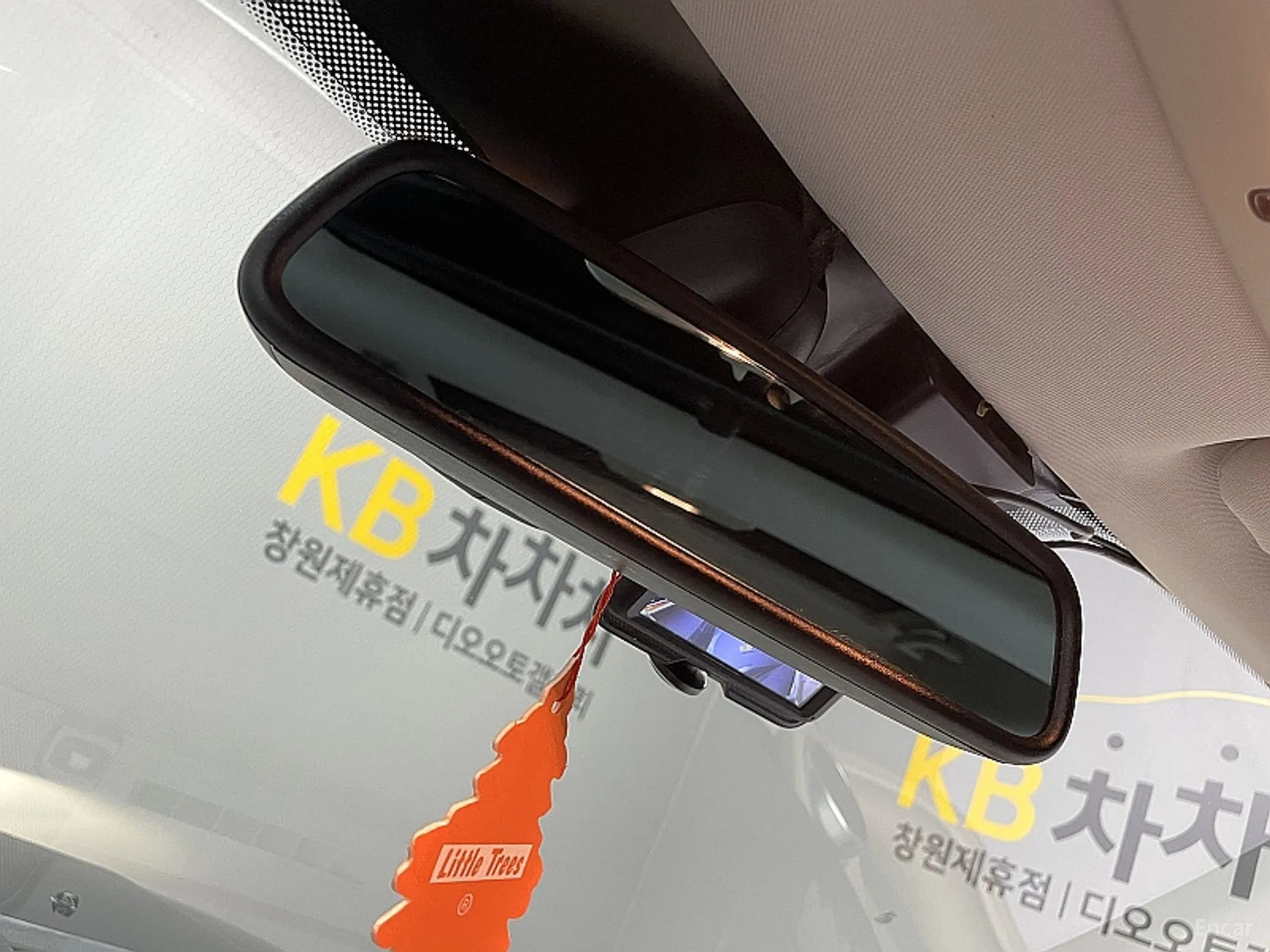 Land Rover Discovery 4 превью 12