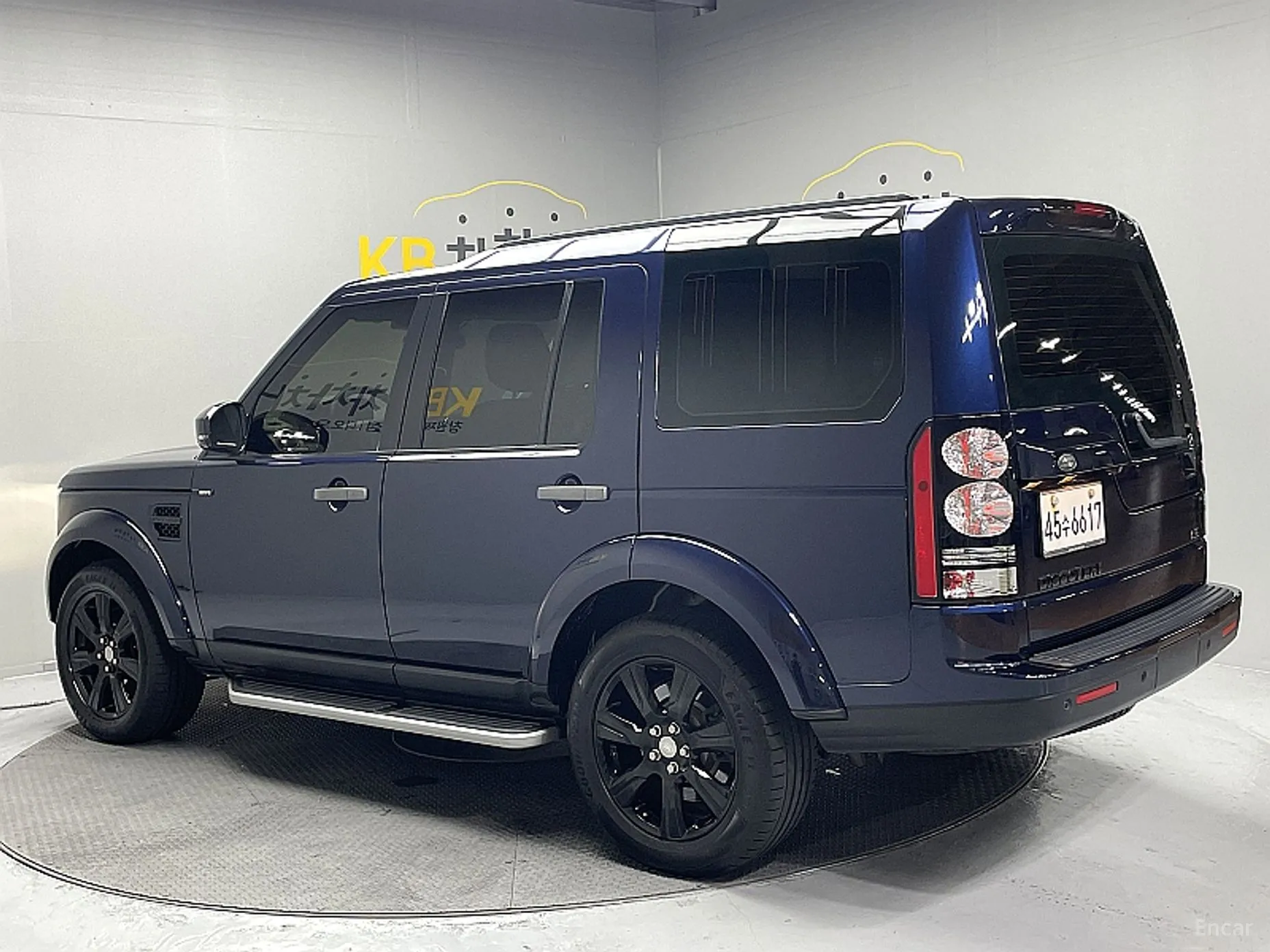 Land Rover Discovery 4