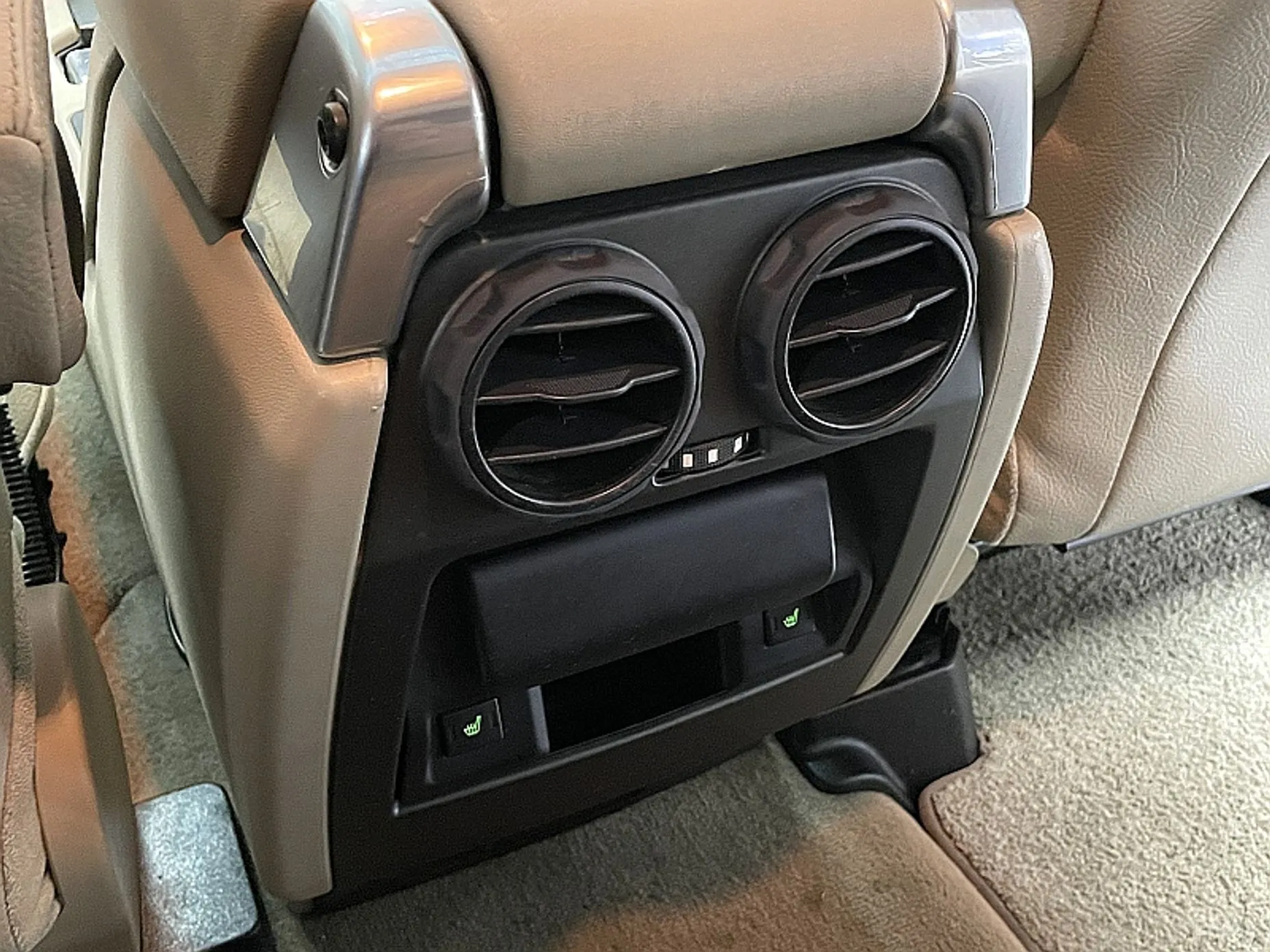Land Rover Discovery 4 превью 18