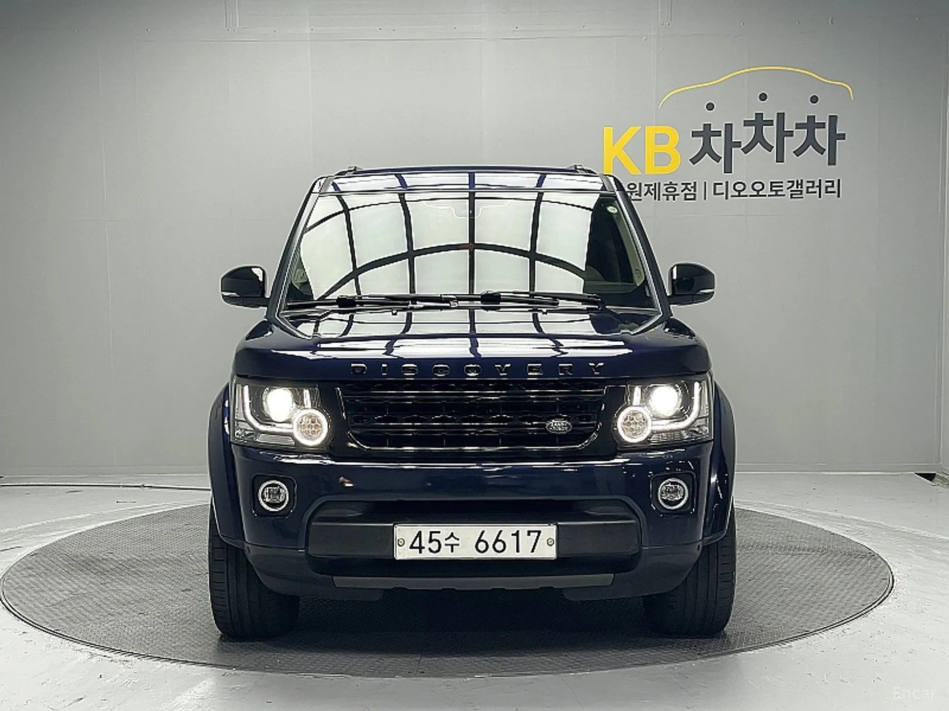 Land Rover Discovery 4 превью 3