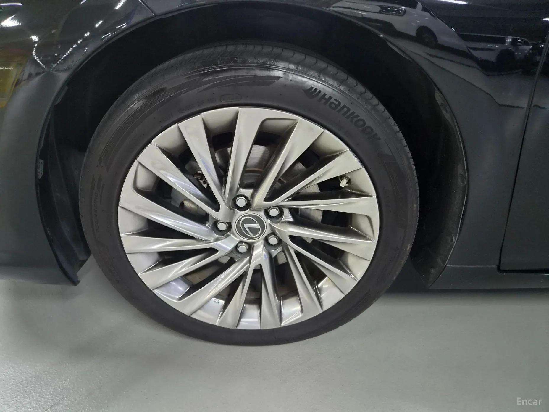 Lexus ES300h 7th Generation превью 12