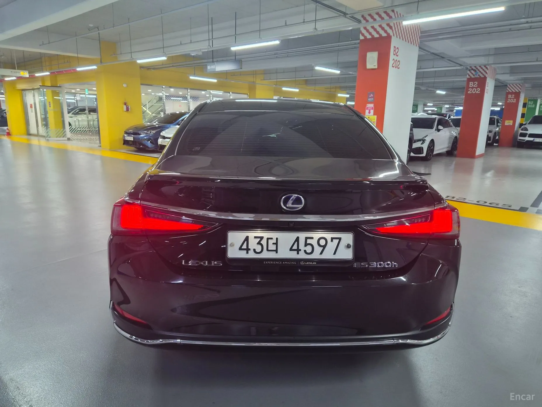 Lexus ES300h 7th Generation превью 4