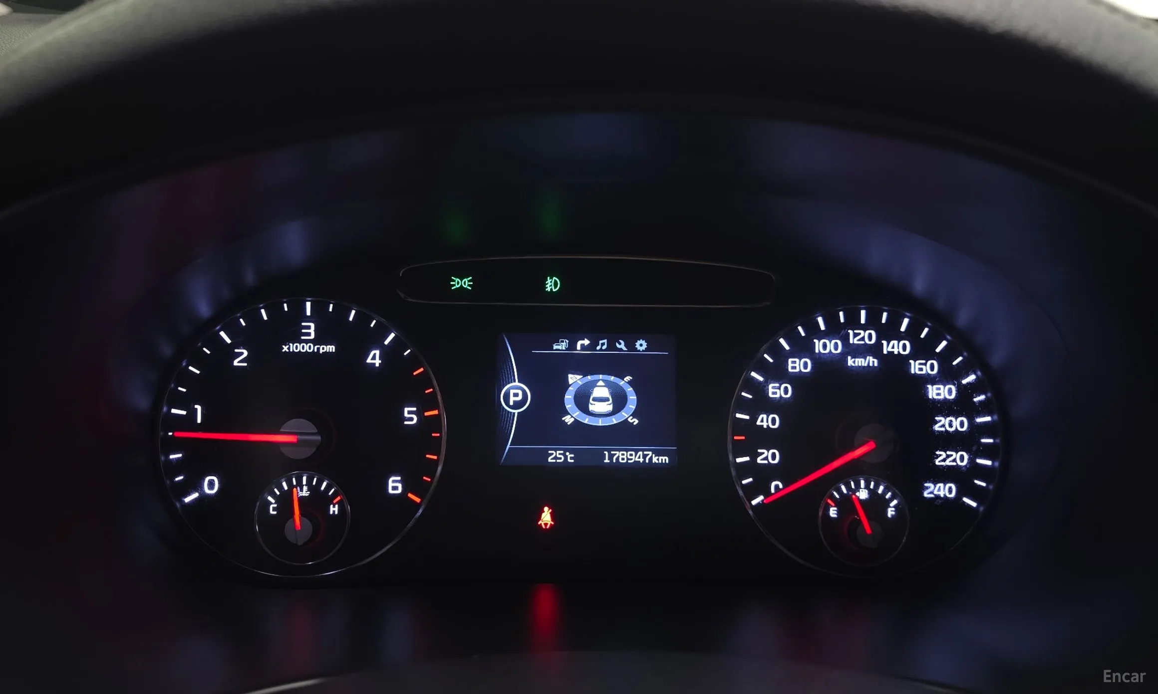 Kia Sorento превью 8