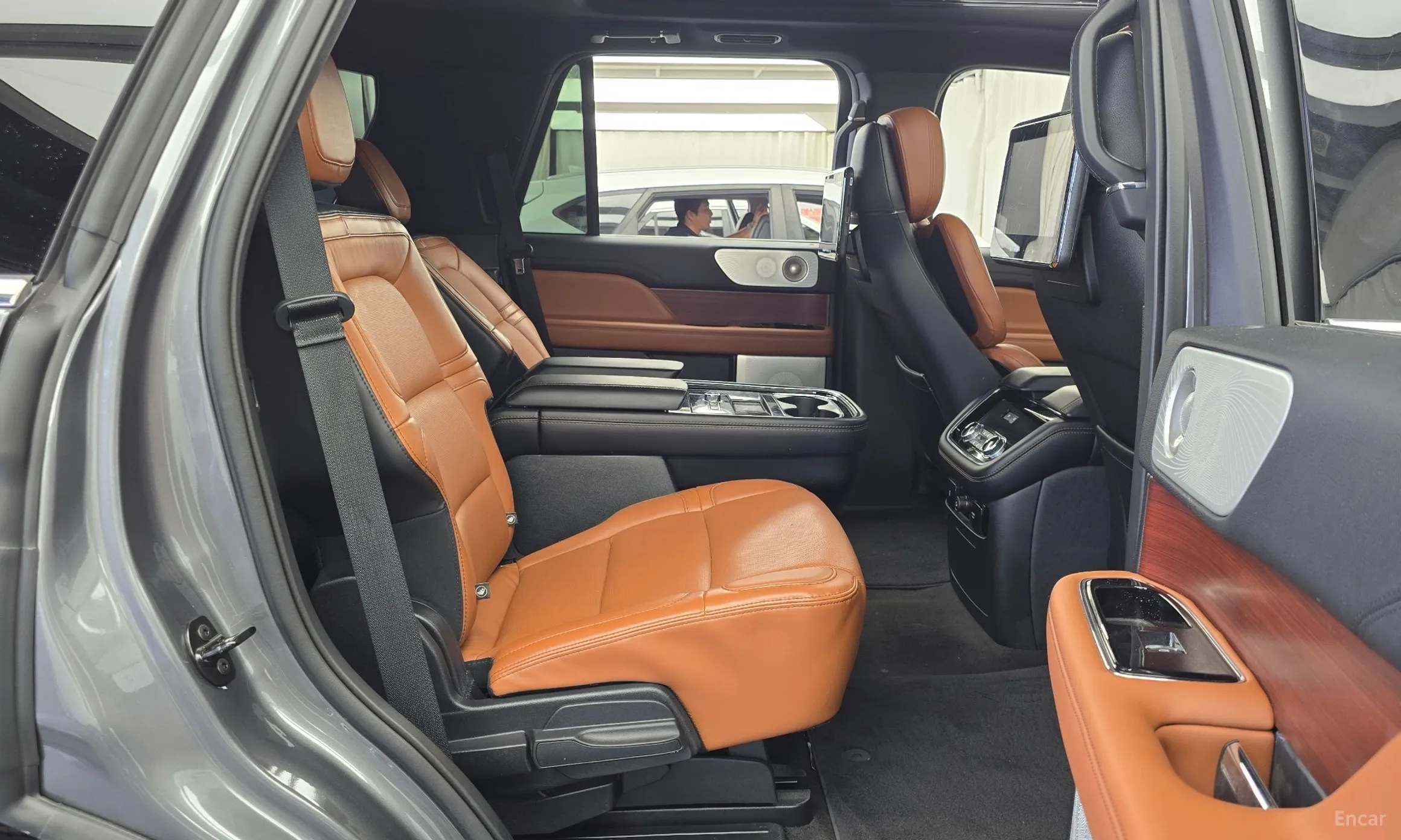 Lincoln Navigator 4th generation превью 12