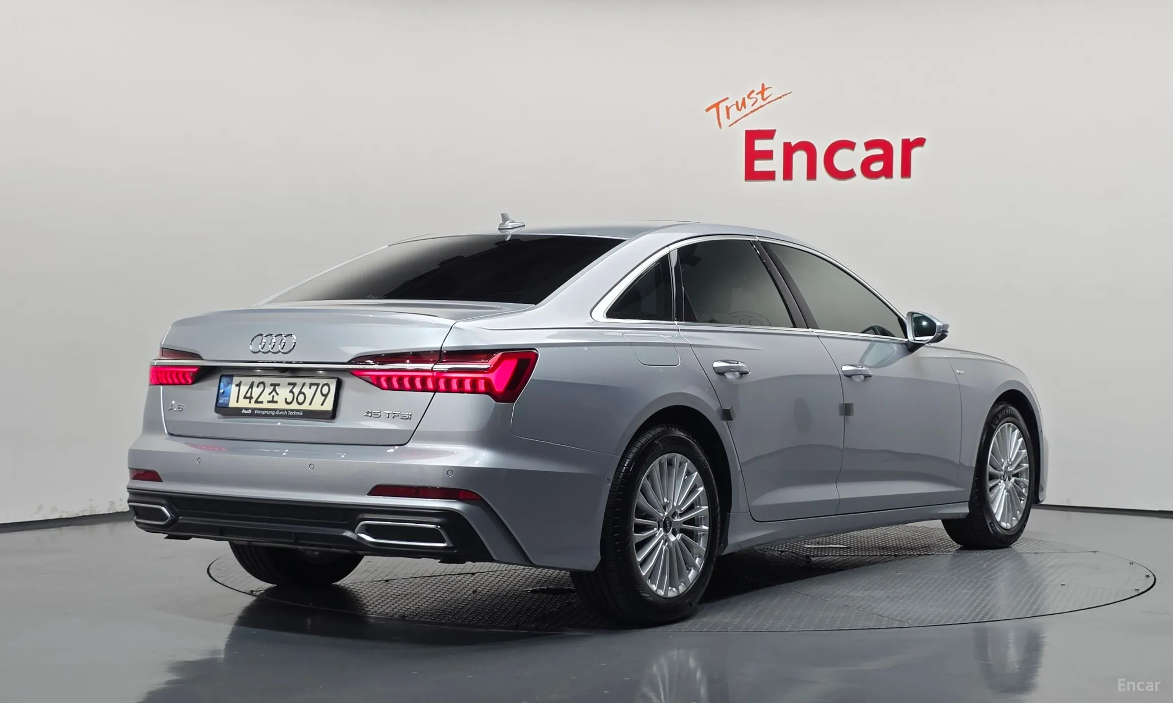 Audi A6 (C8)