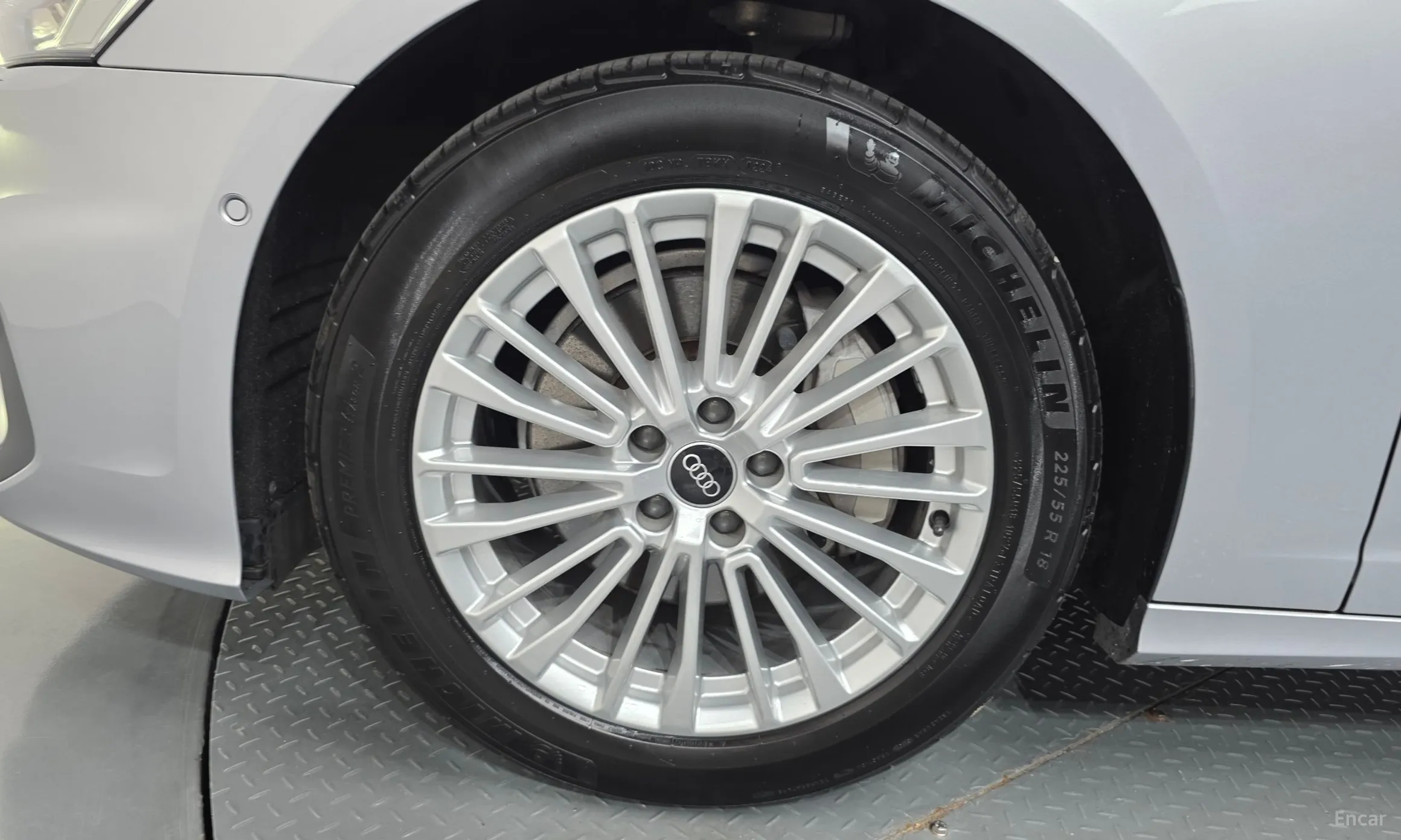 Audi A6 (C8) превью 5