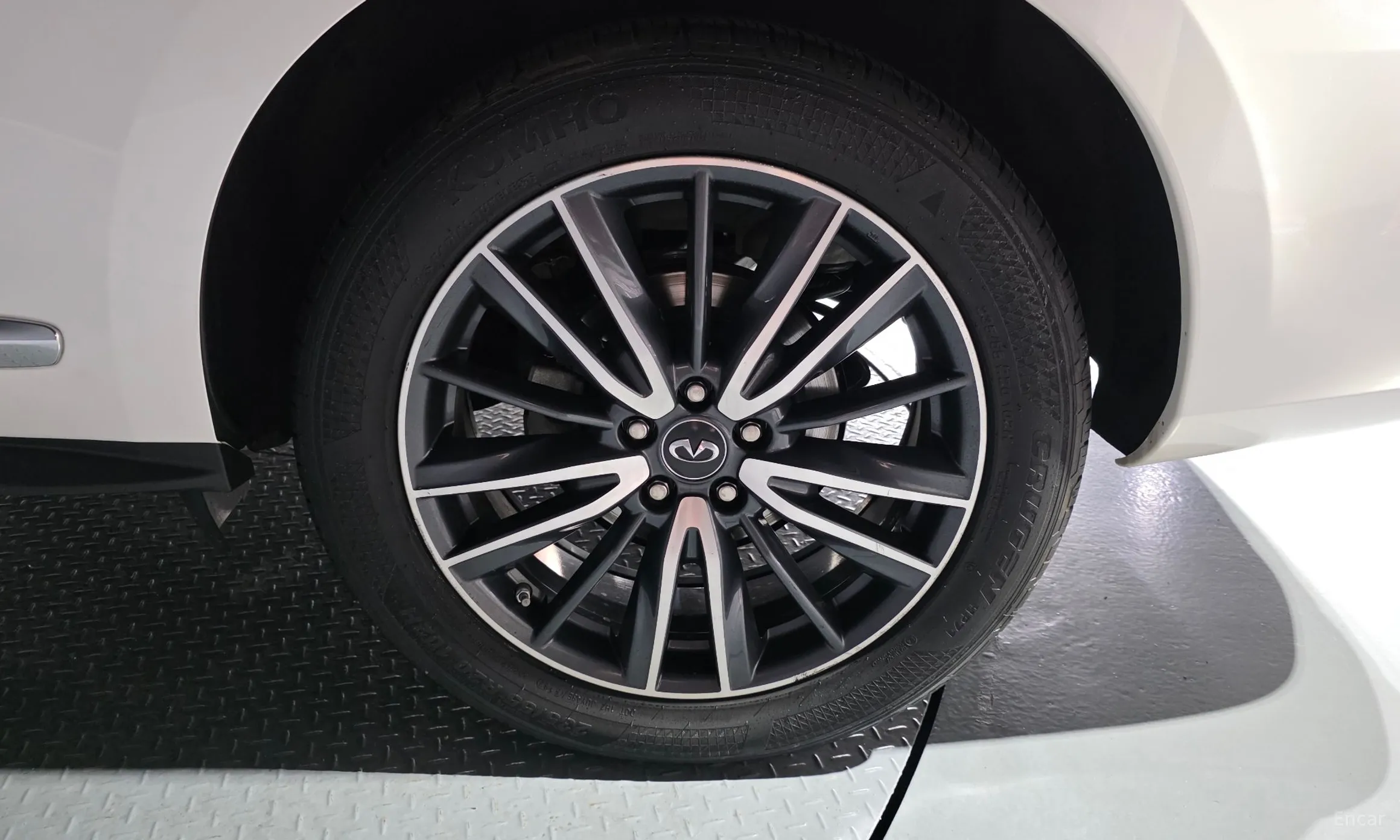 Infiniti QX60 превью 5