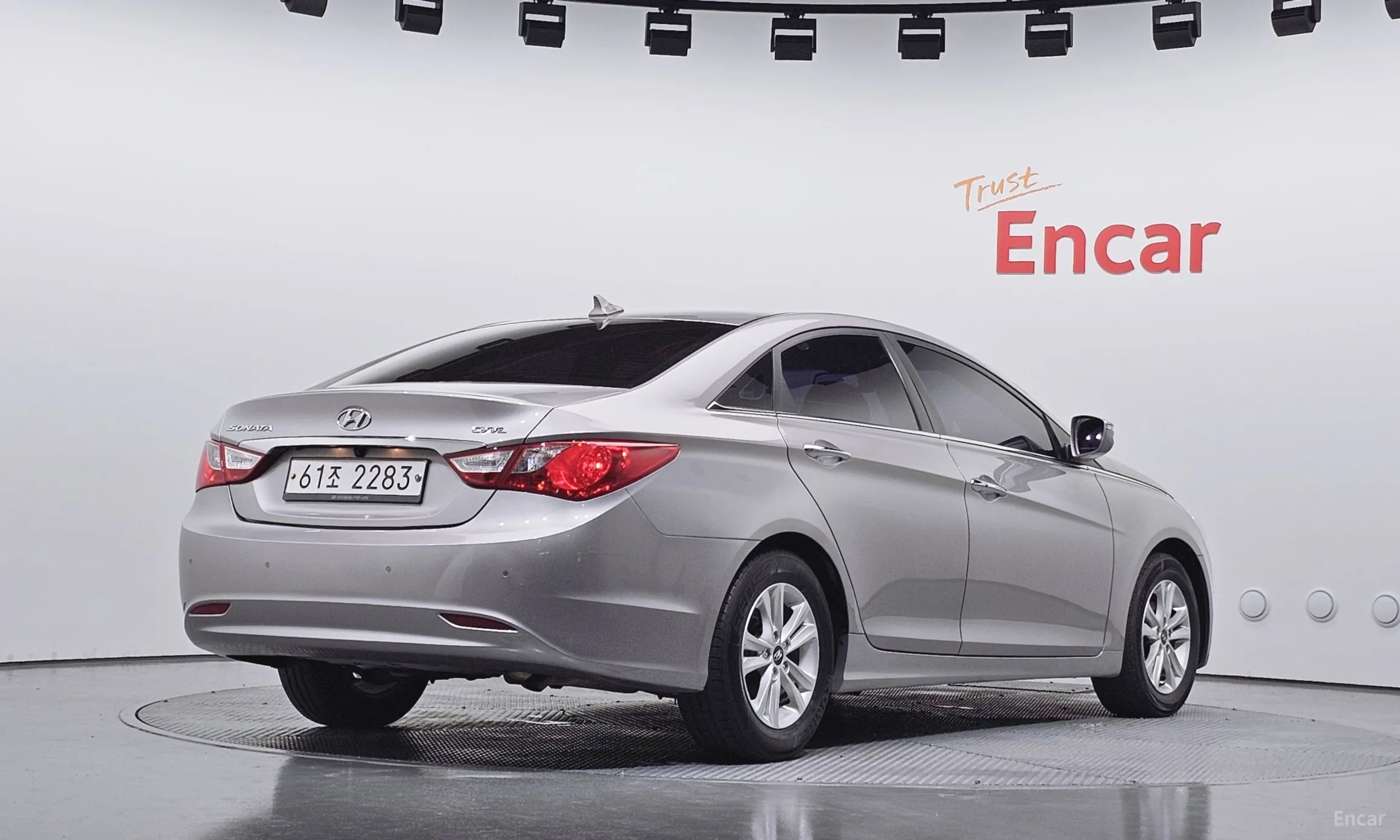Hyundai YF Sonata