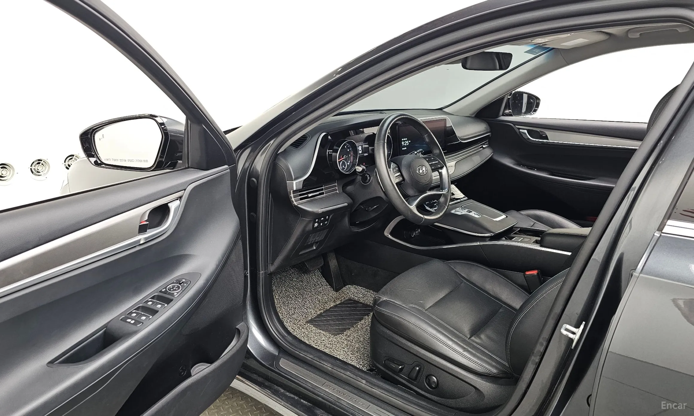 Hyundai Grandeur IG превью 10