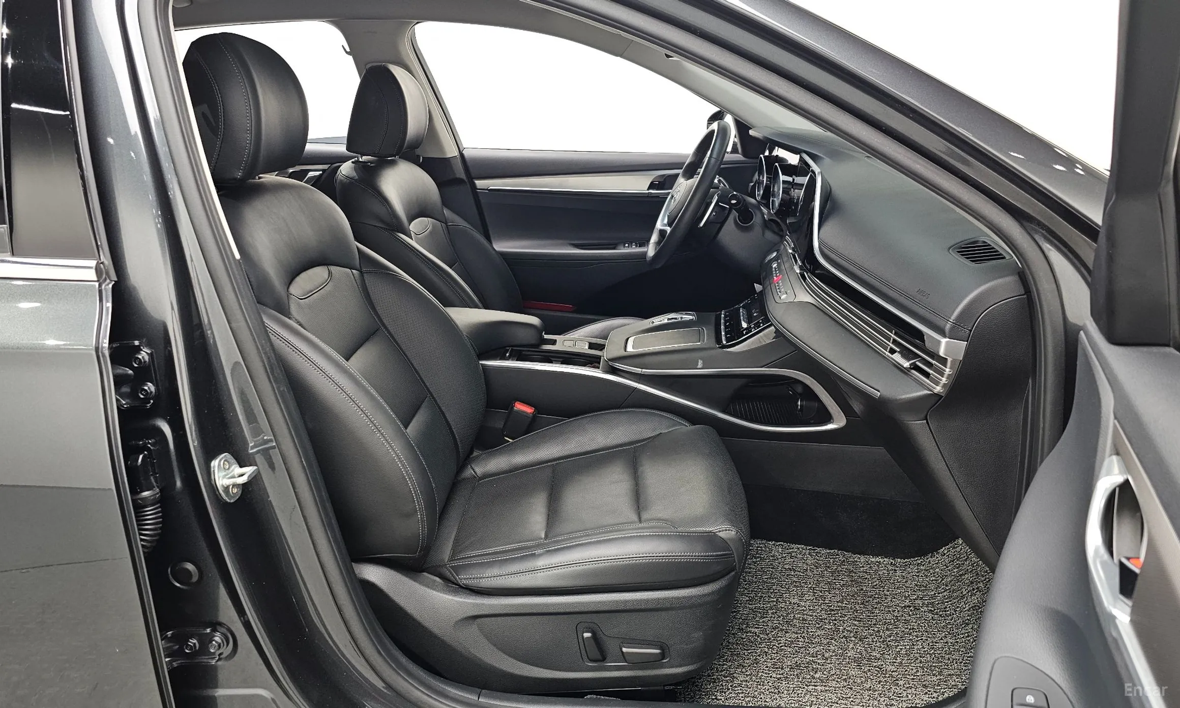 Hyundai Grandeur IG превью 11