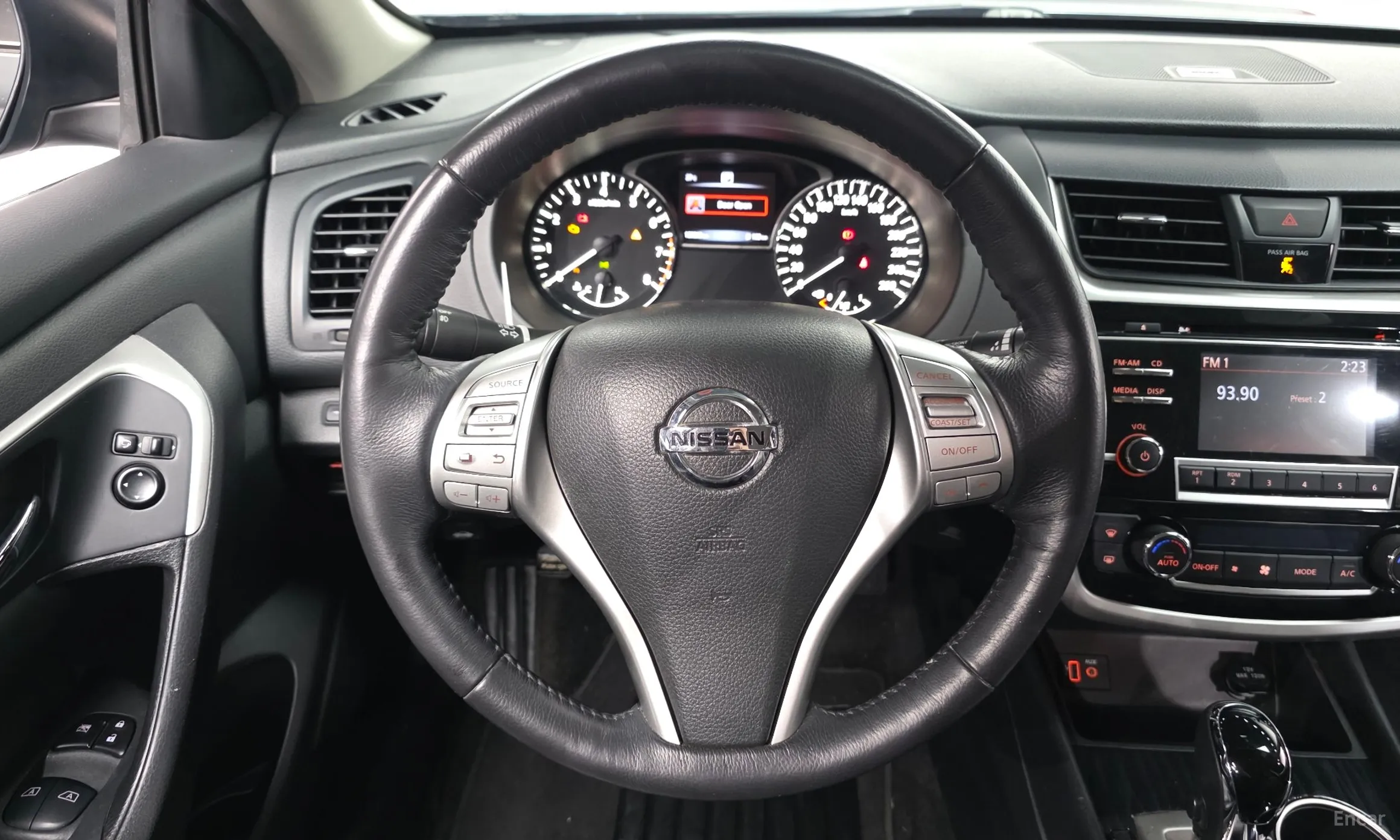 Nissan Altima превью 13