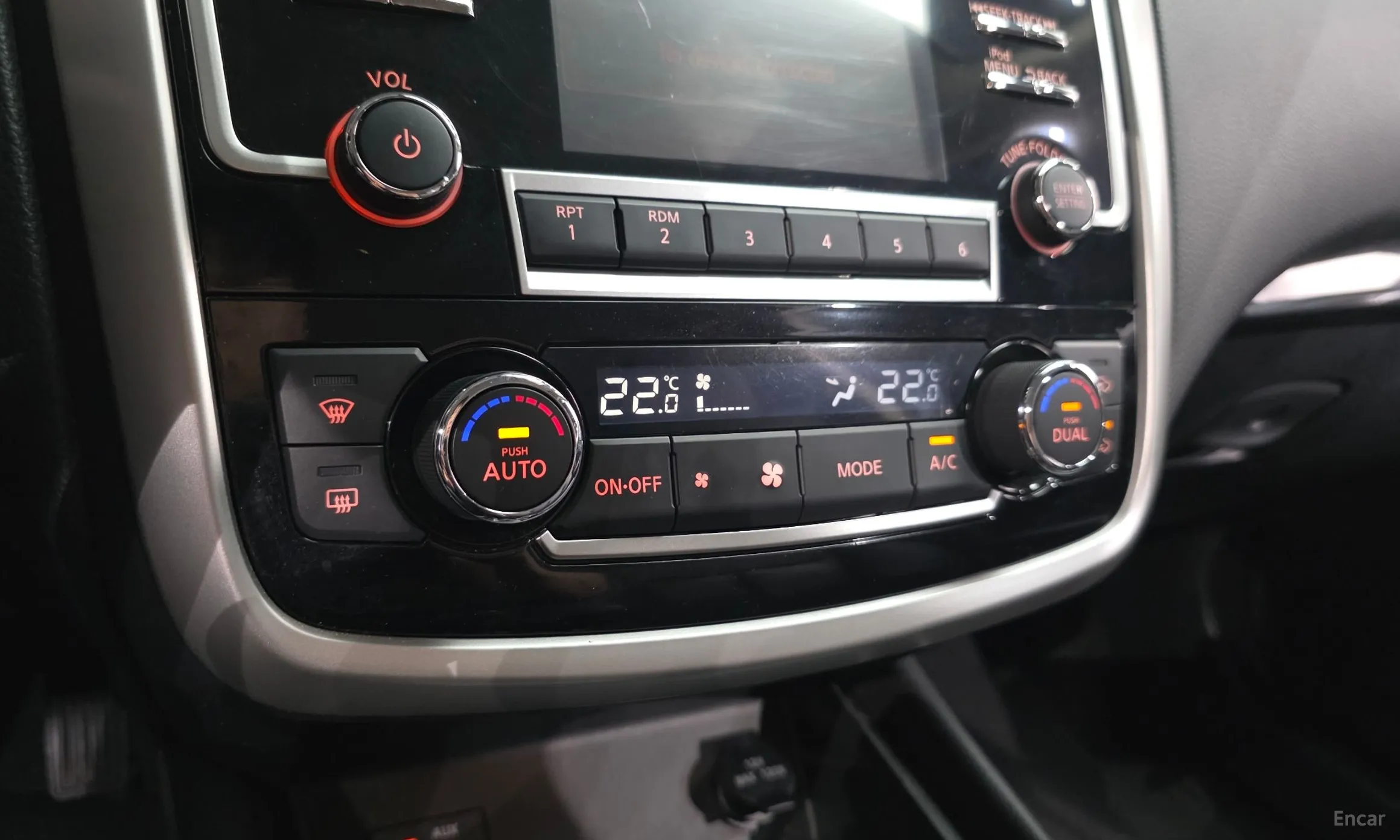 Nissan Altima превью 15