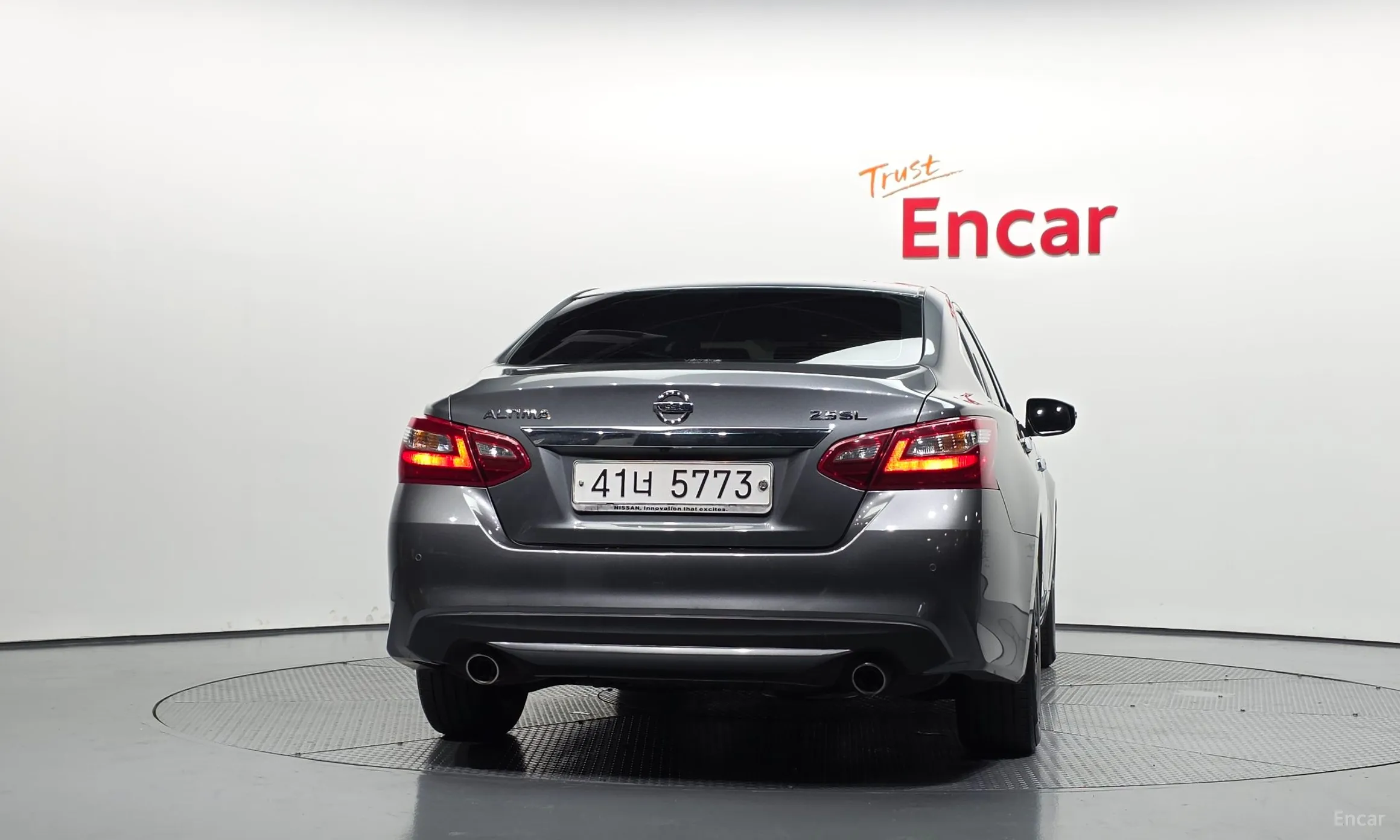 Nissan Altima превью 4