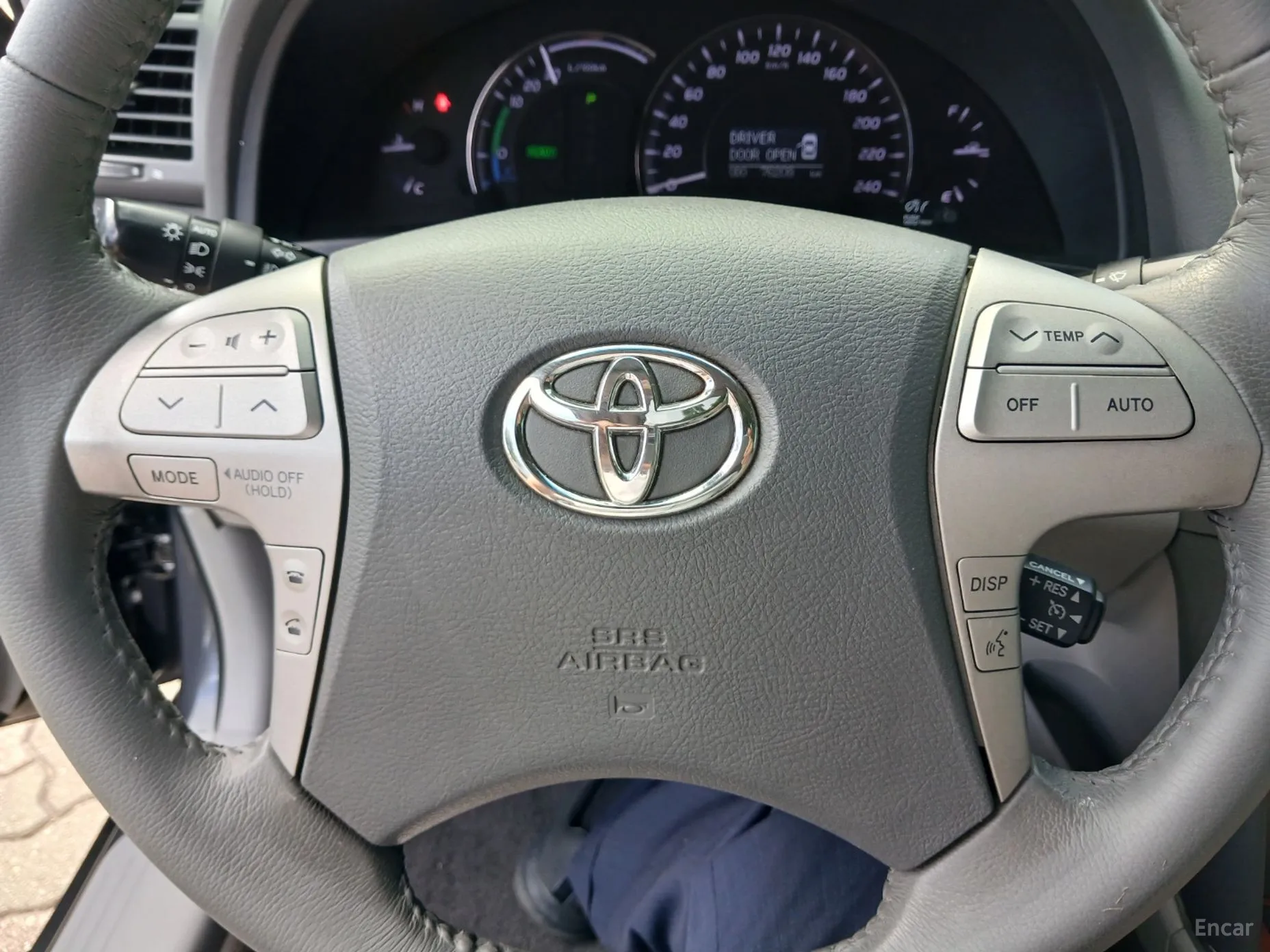 Toyota Camry превью 8