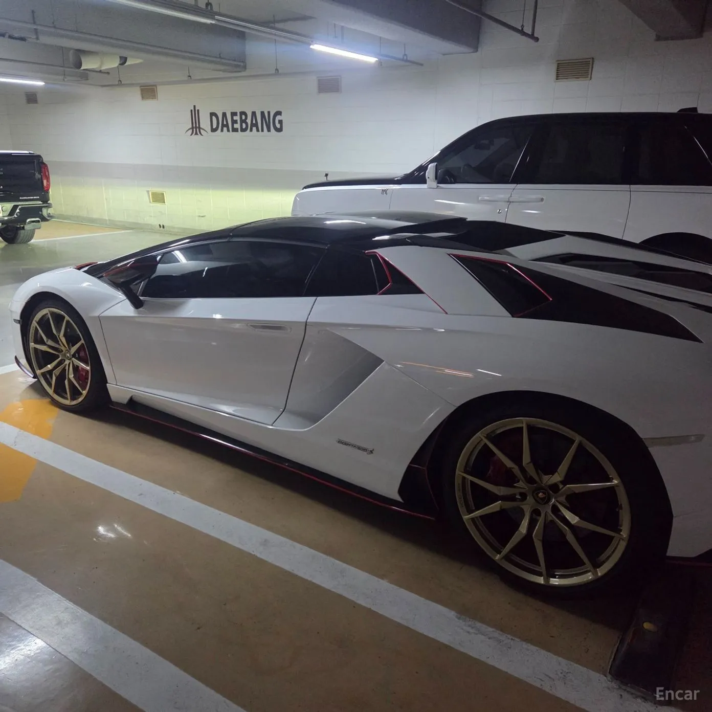 Lamborghini Aventador превью 3