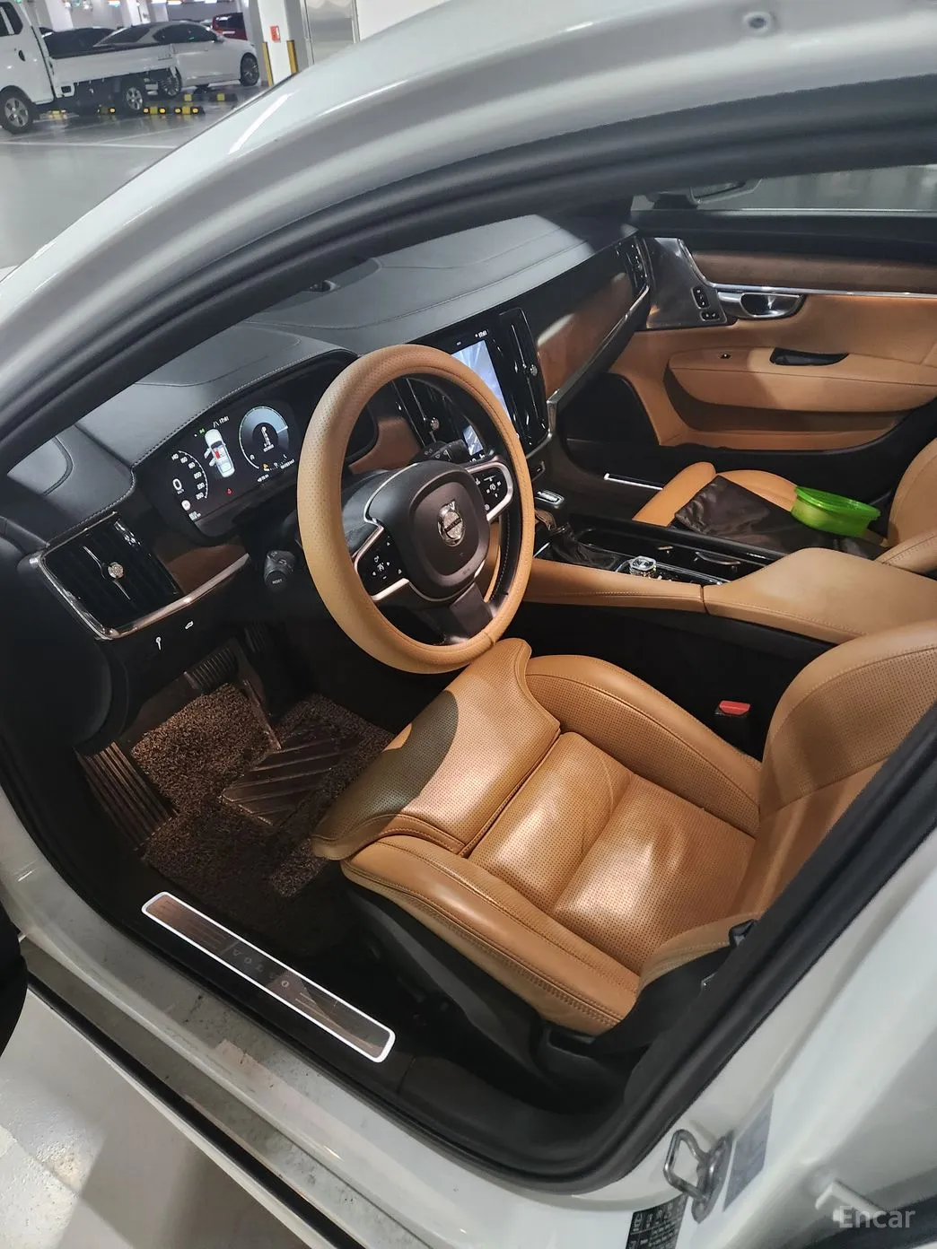 Volvo S90 превью 7