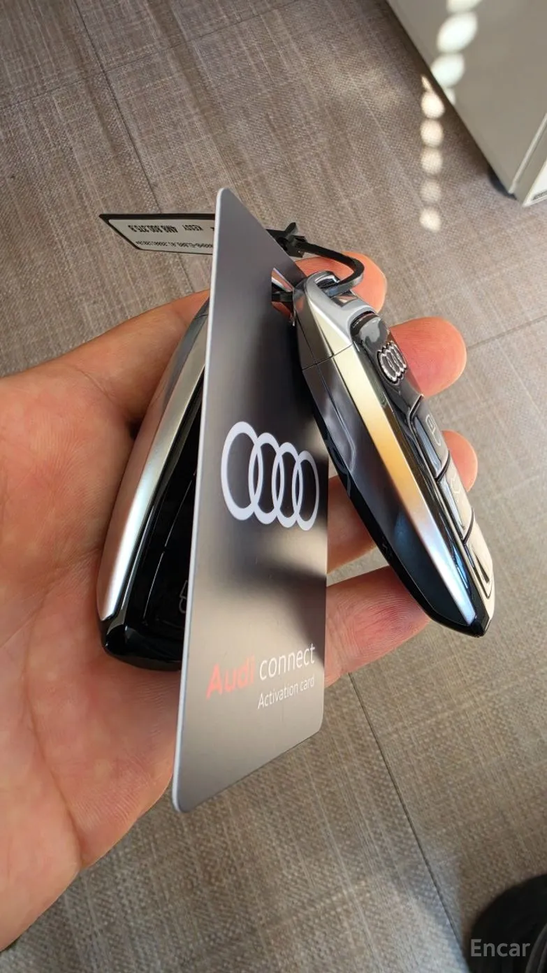 Audi Q8 (4M) превью 19