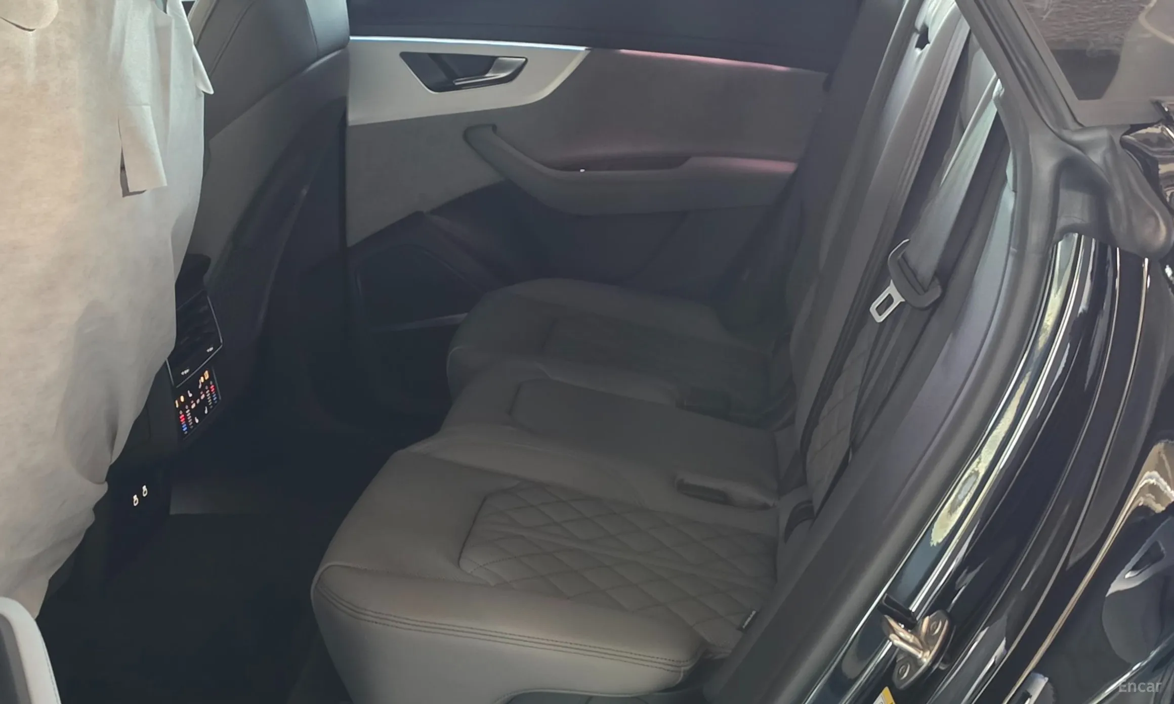 Audi Q8 (4M) превью 9