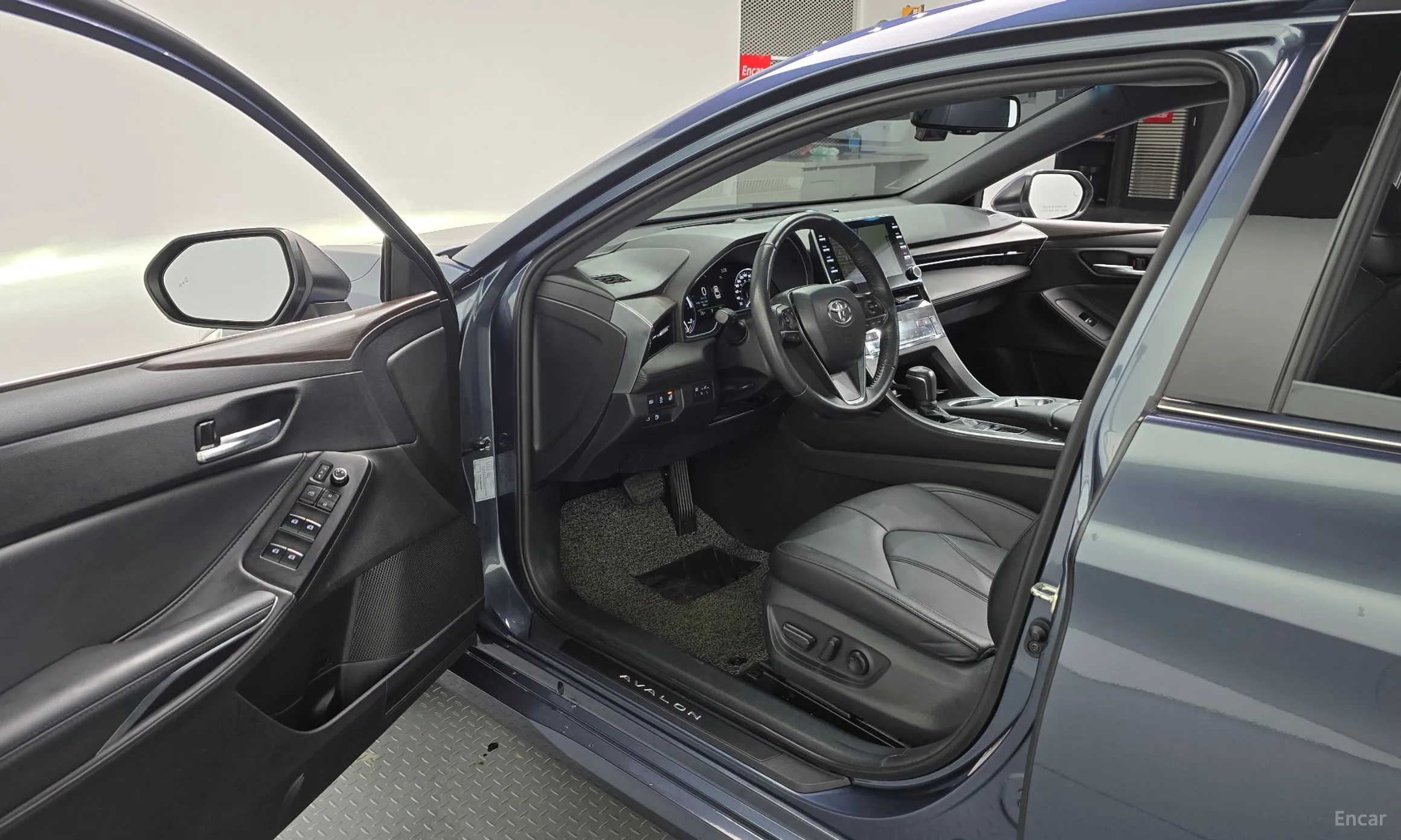Toyota Avalon 5th Generation превью 10