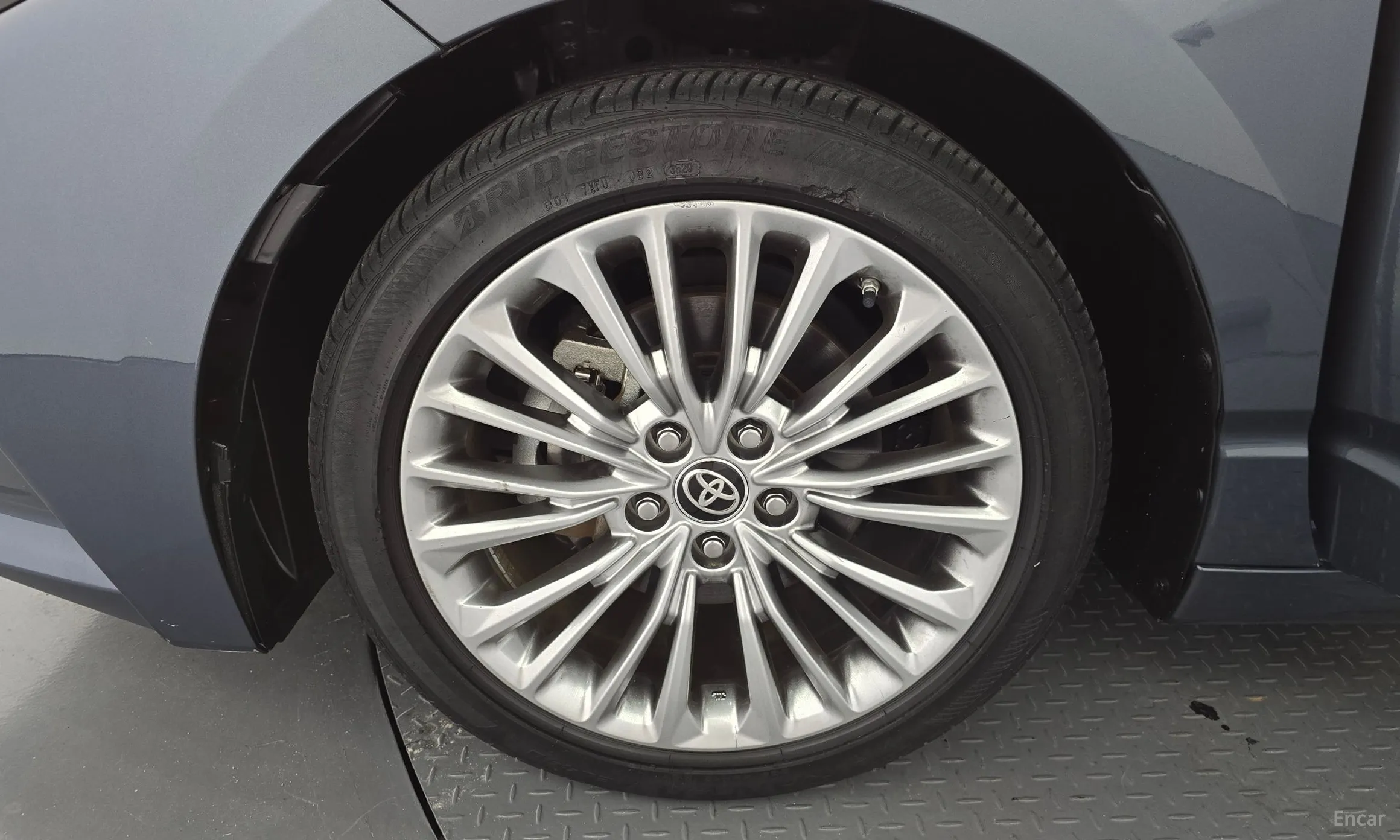Toyota Avalon 5th Generation превью 5