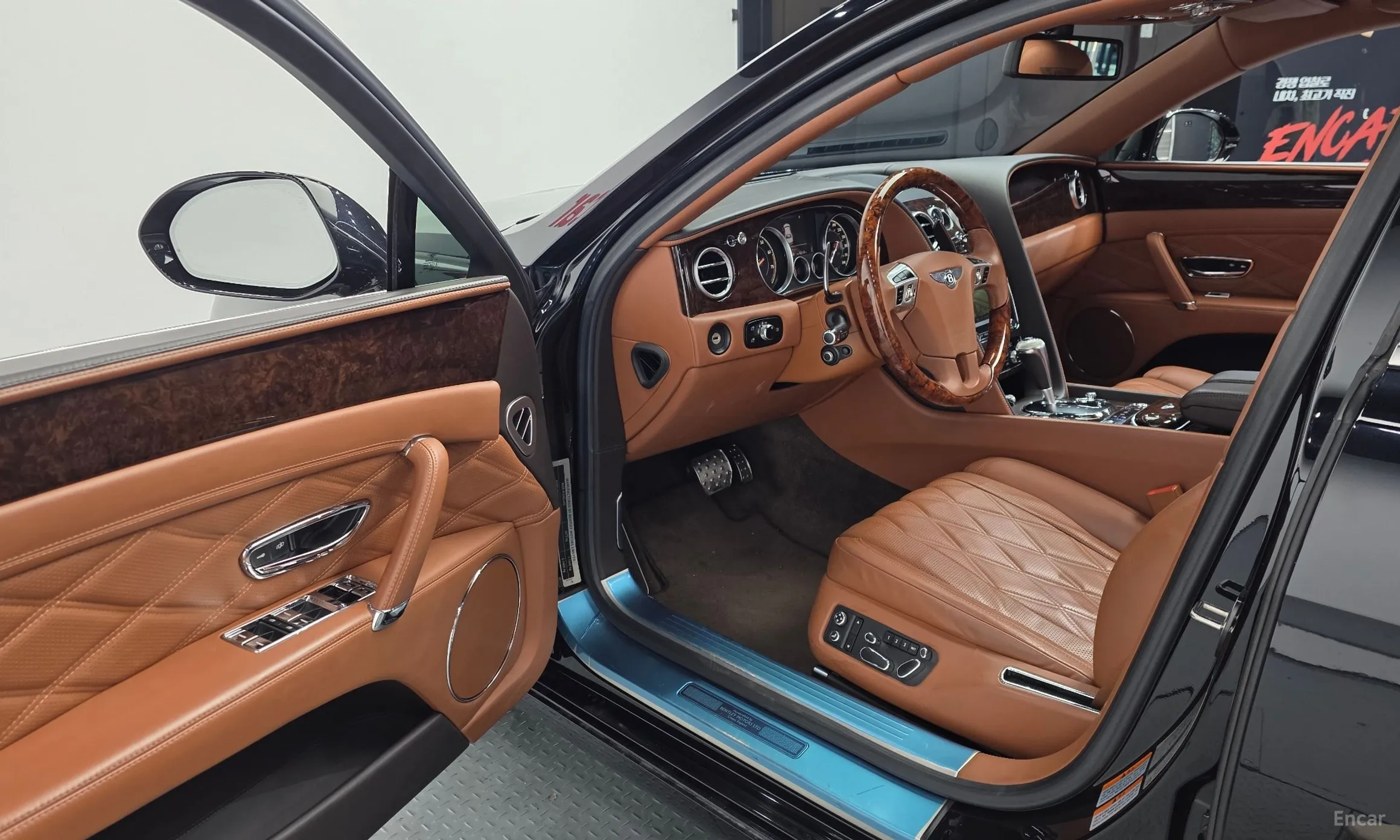 Bentley Flying Spur 2nd Generation превью 10