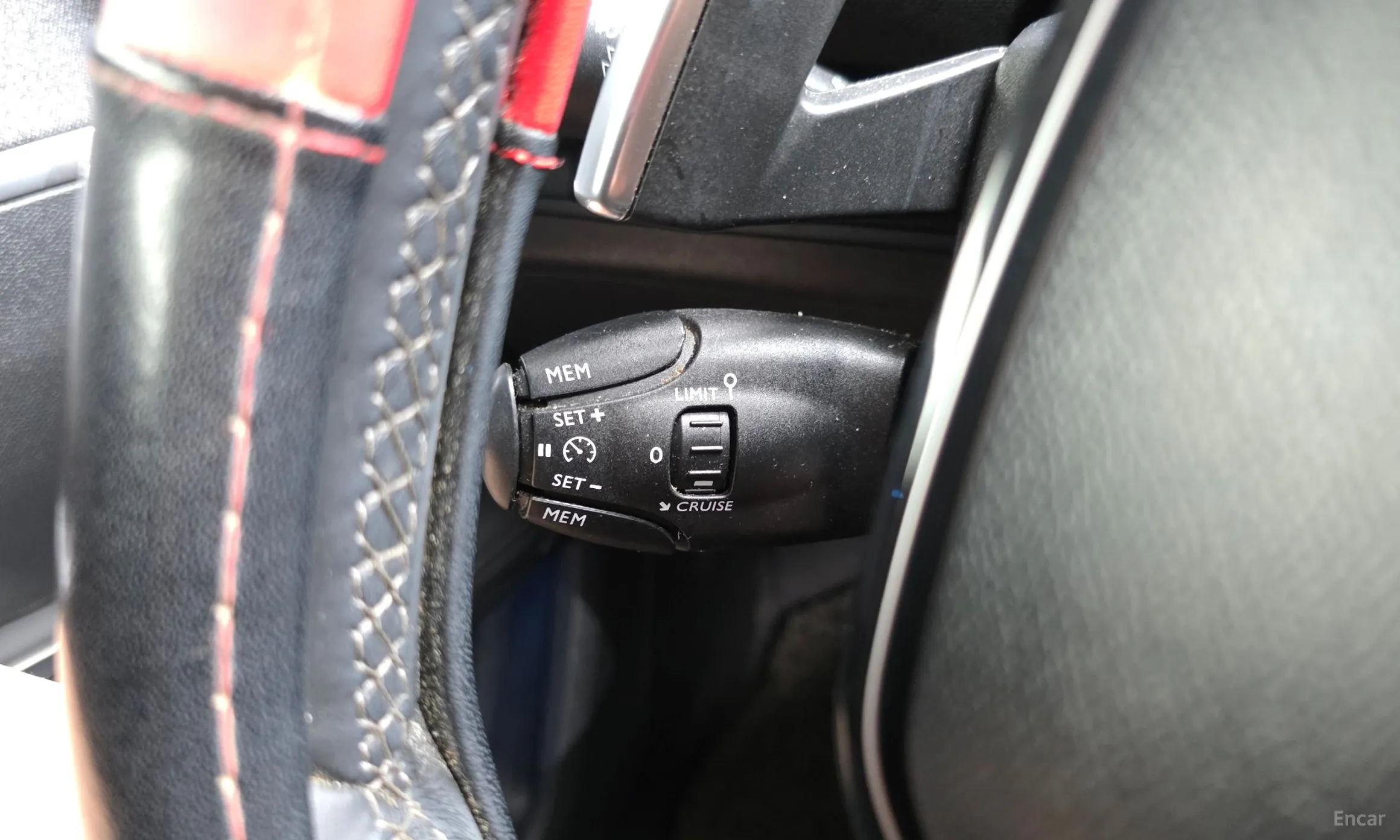 Peugeot 5008 2nd generation превью 18