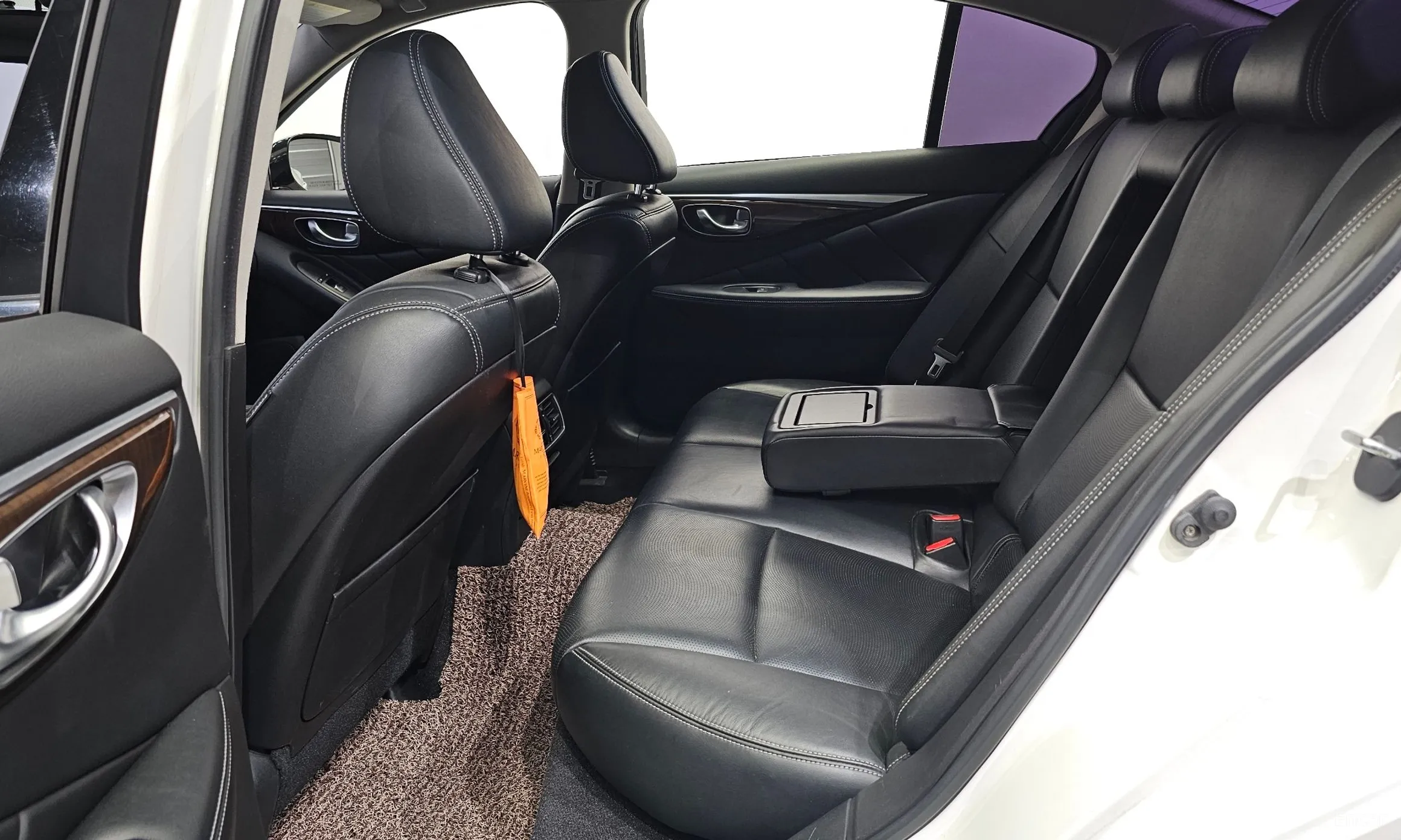 Infiniti Q50 превью 11