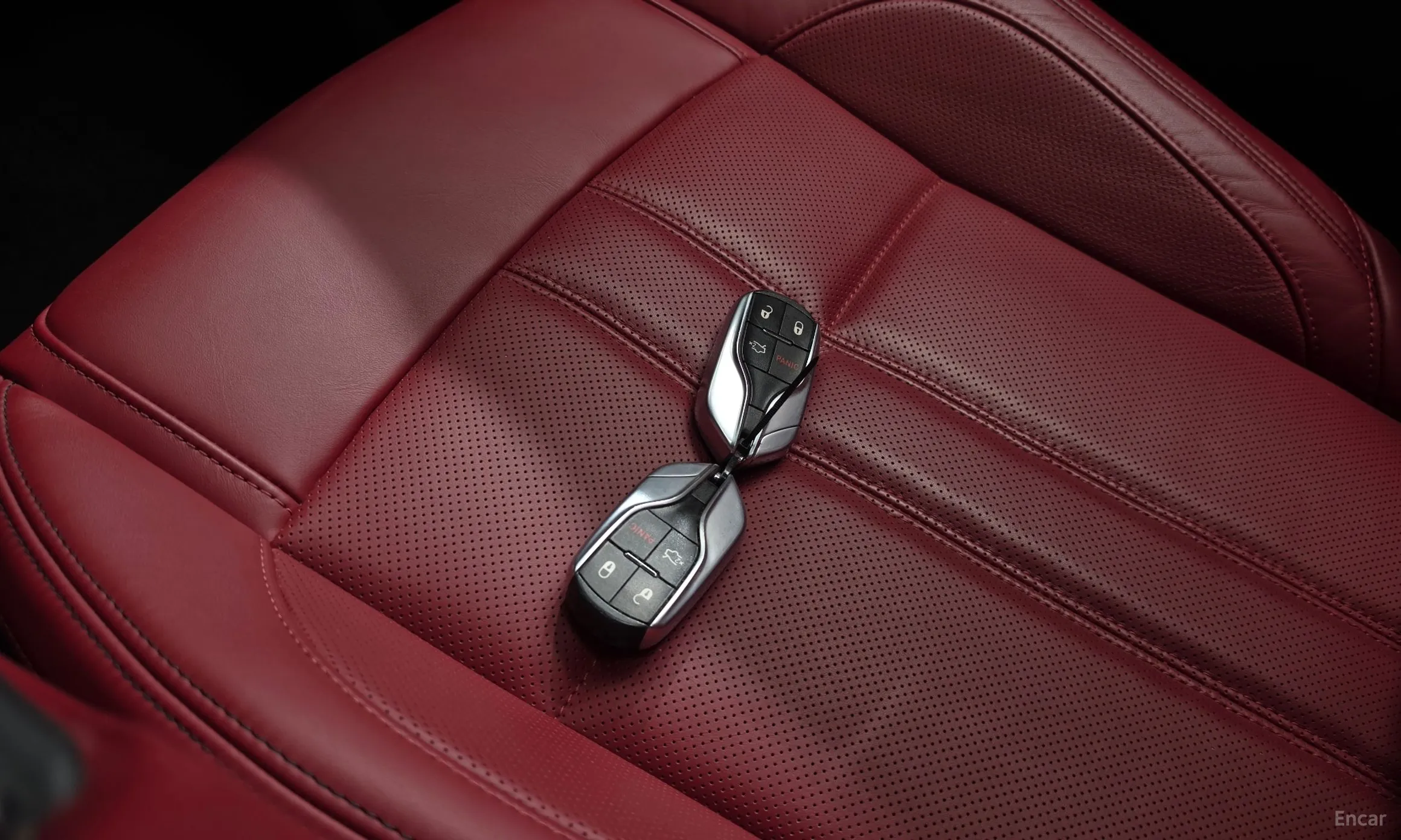 Maserati Levante превью 15