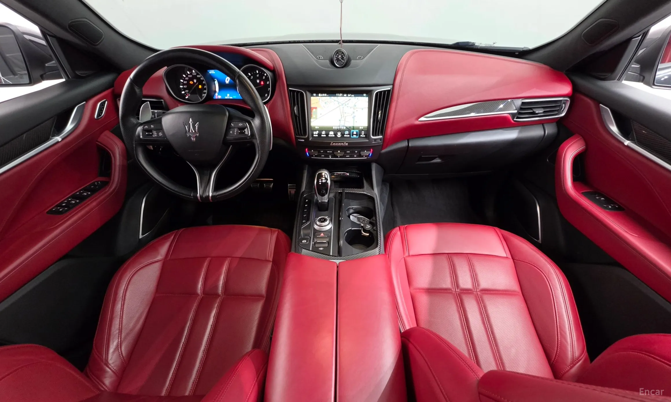 Maserati Levante превью 7