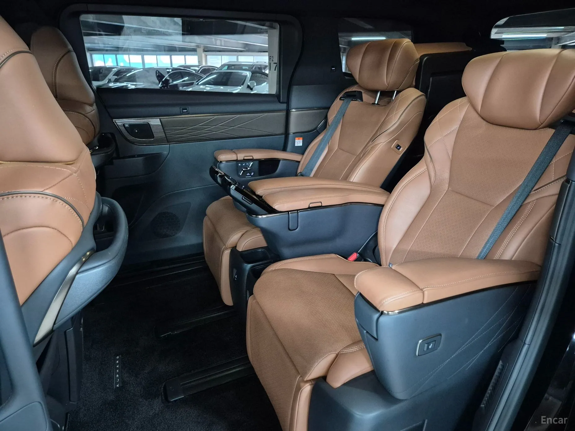 Toyota Alphard 4th Generation превью 18