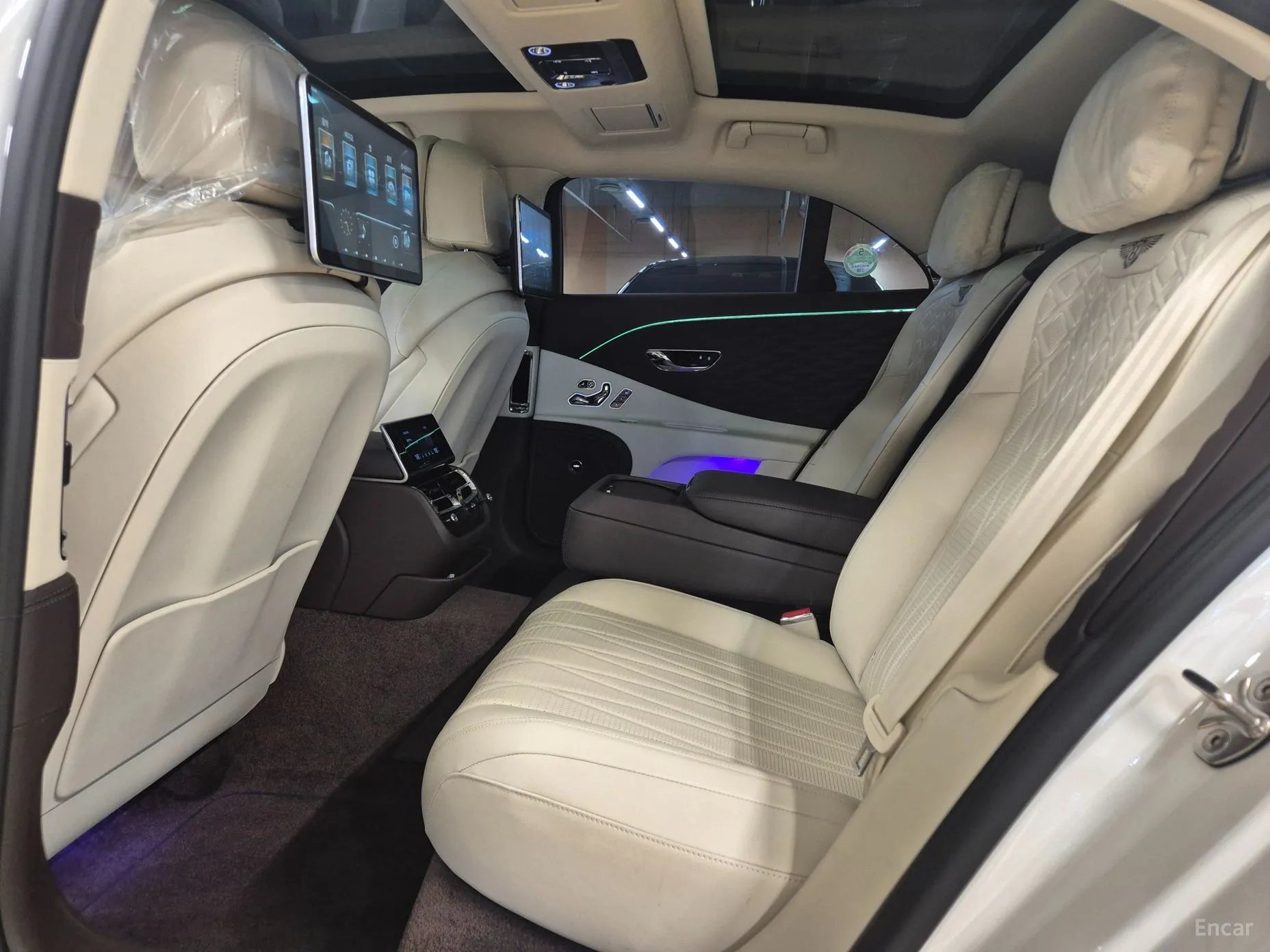 Bentley Flying Spur 3rd Generation превью 13