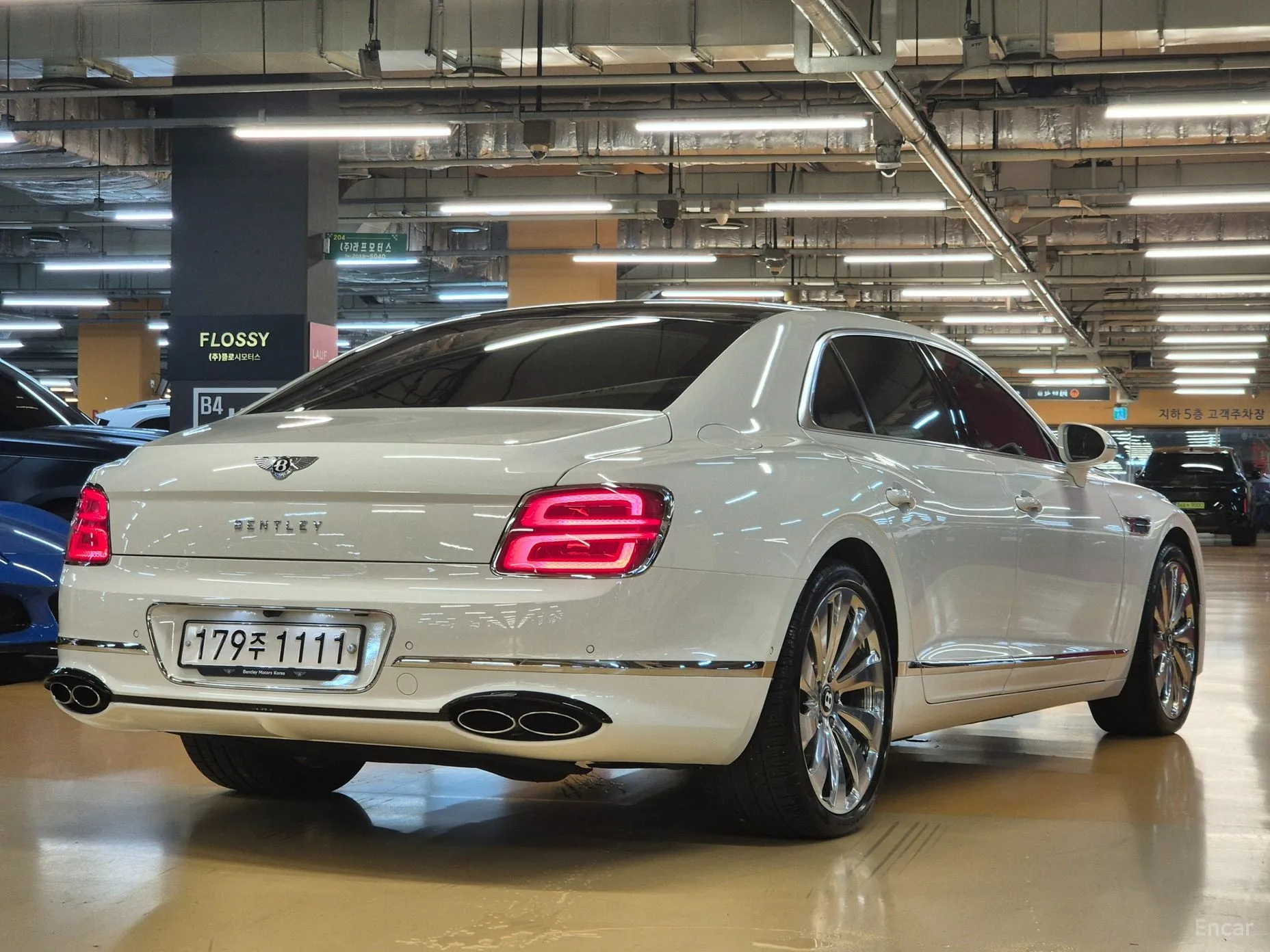 Bentley Flying Spur 3rd Generation превью 4
