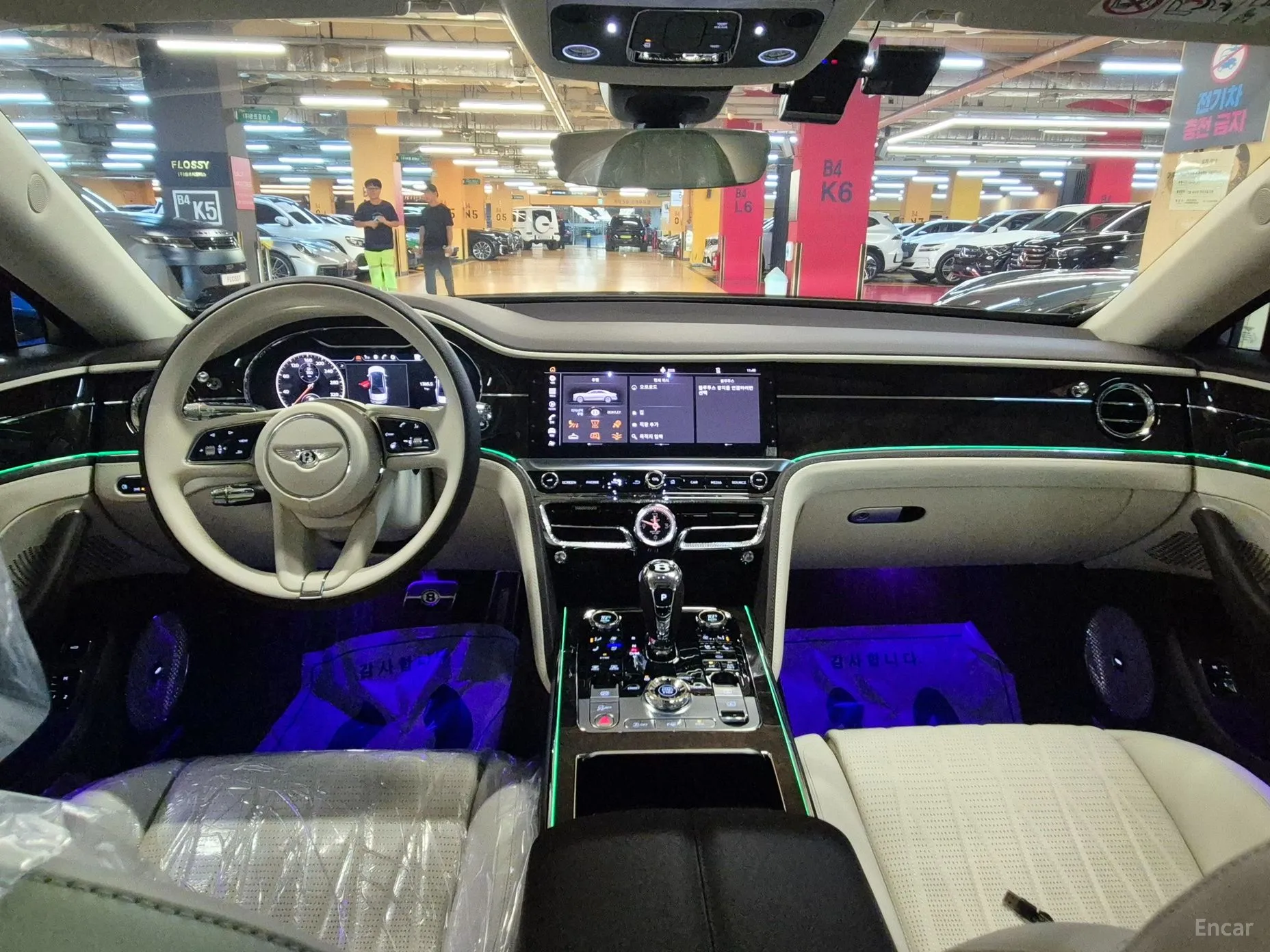 Bentley Flying Spur 3rd Generation превью 7