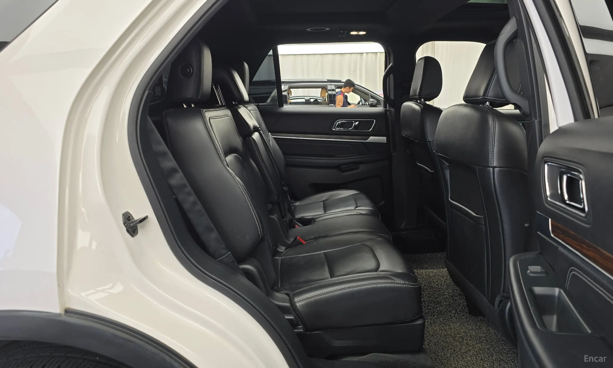 Ford Explorer превью 11