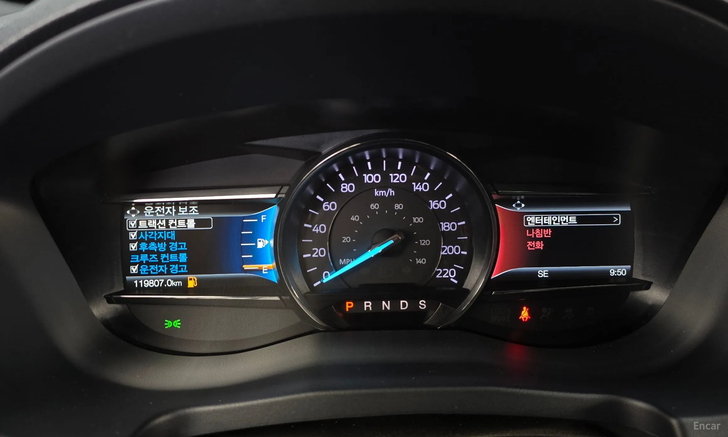 Ford Explorer превью 8