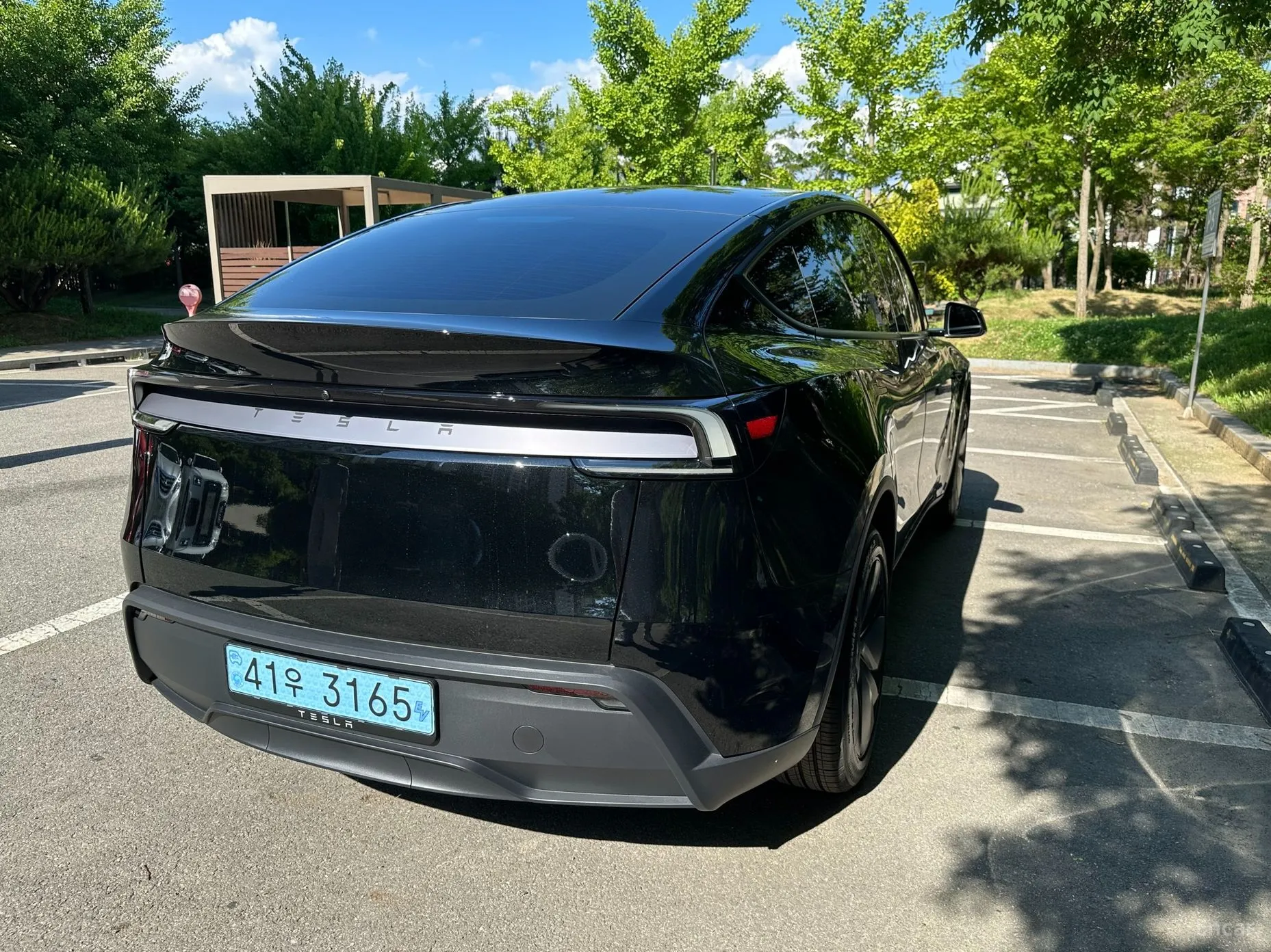 Tesla Model Y превью 4