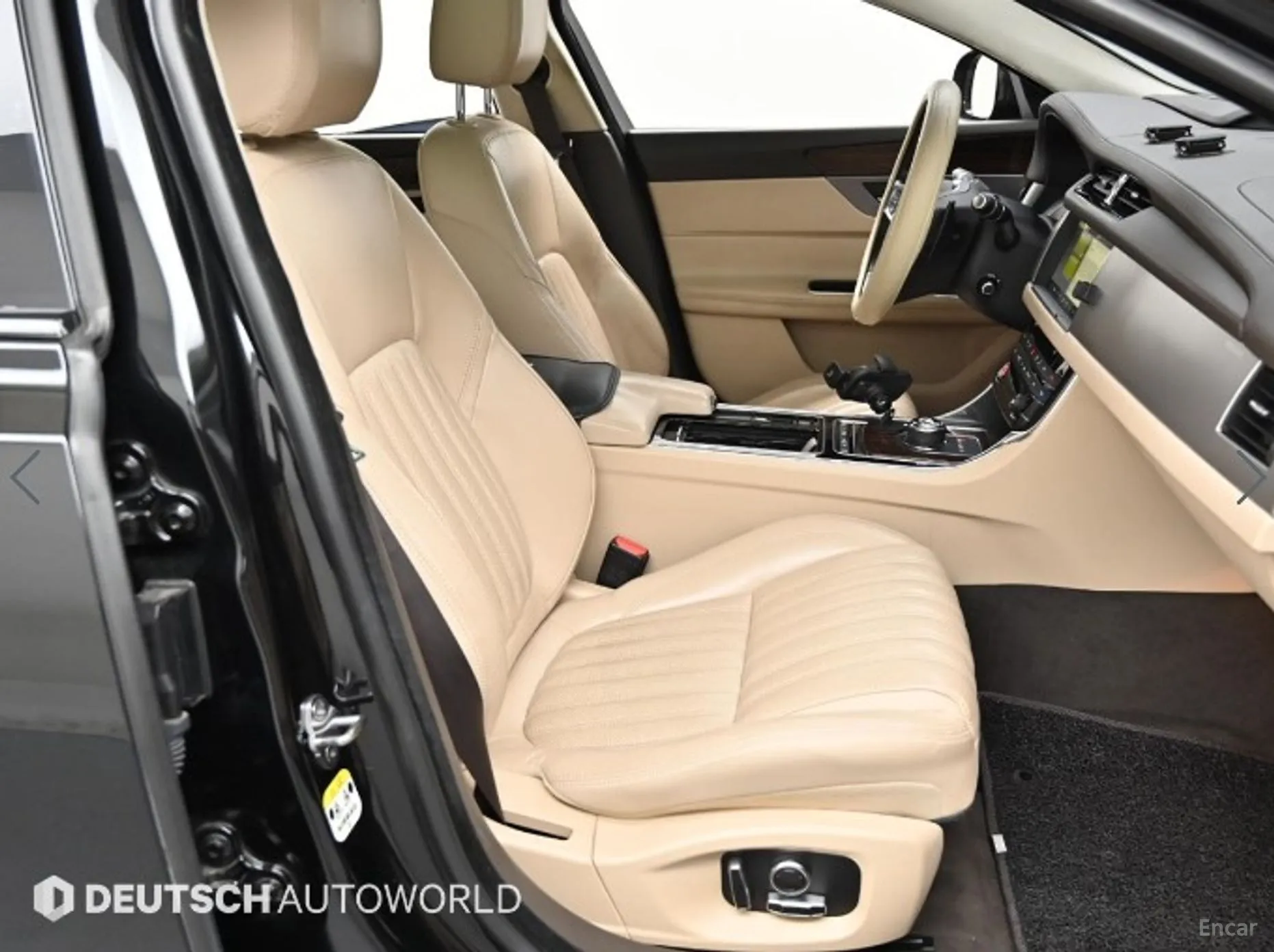 Jaguar XF (x260) превью 10