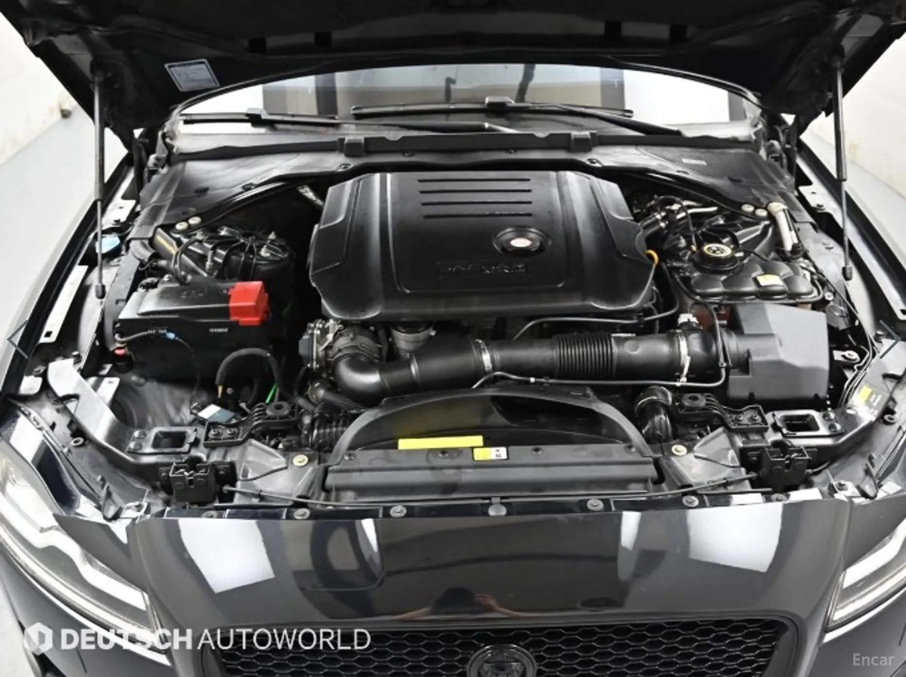 Jaguar XF (x260) превью 6