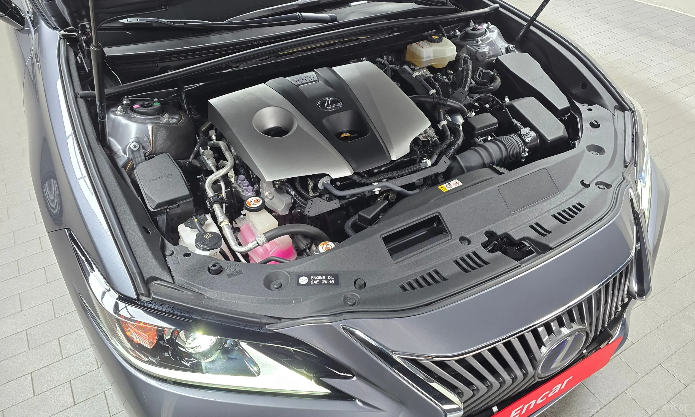 Lexus ES300h 7th Generation превью 6