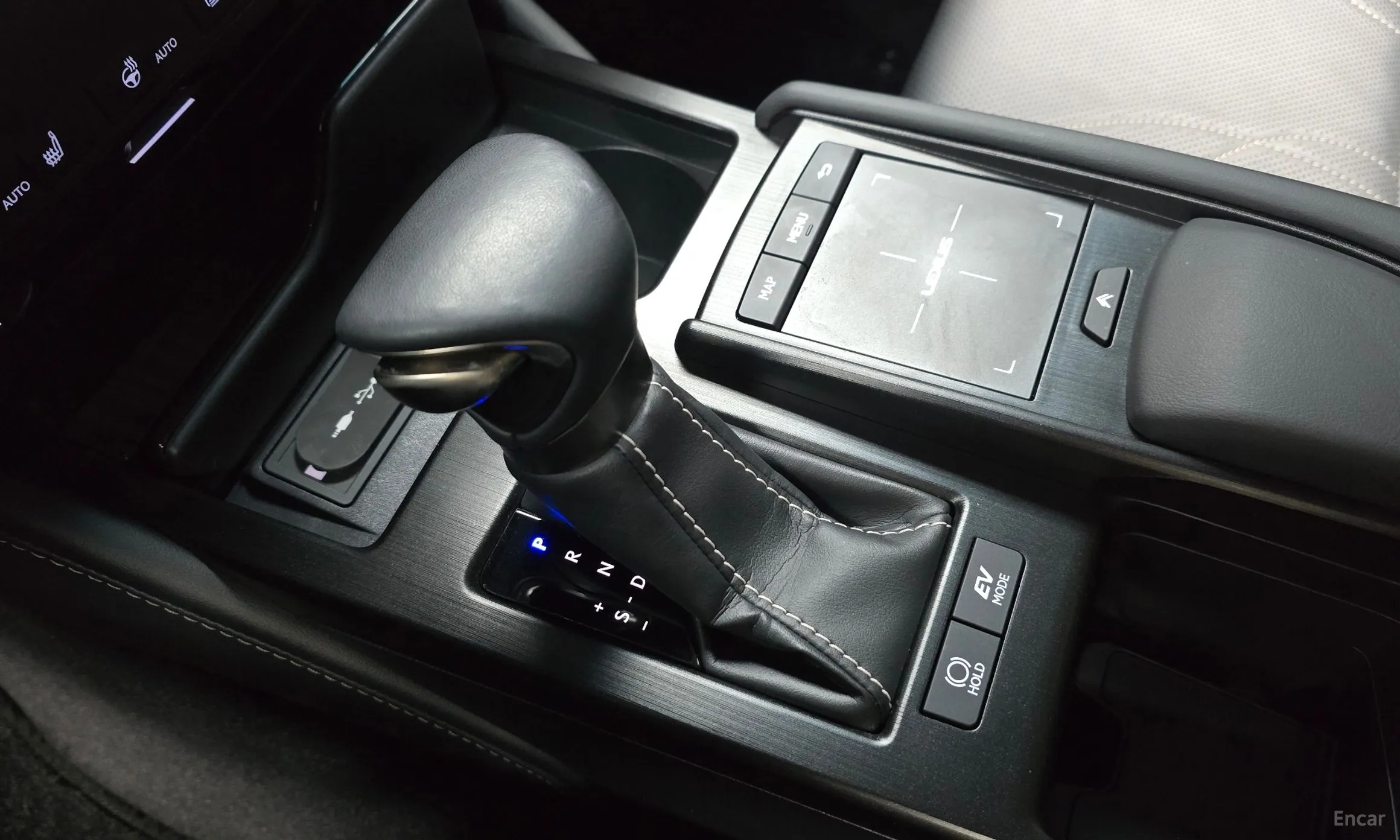 Lexus ES300h 7th Generation превью 9