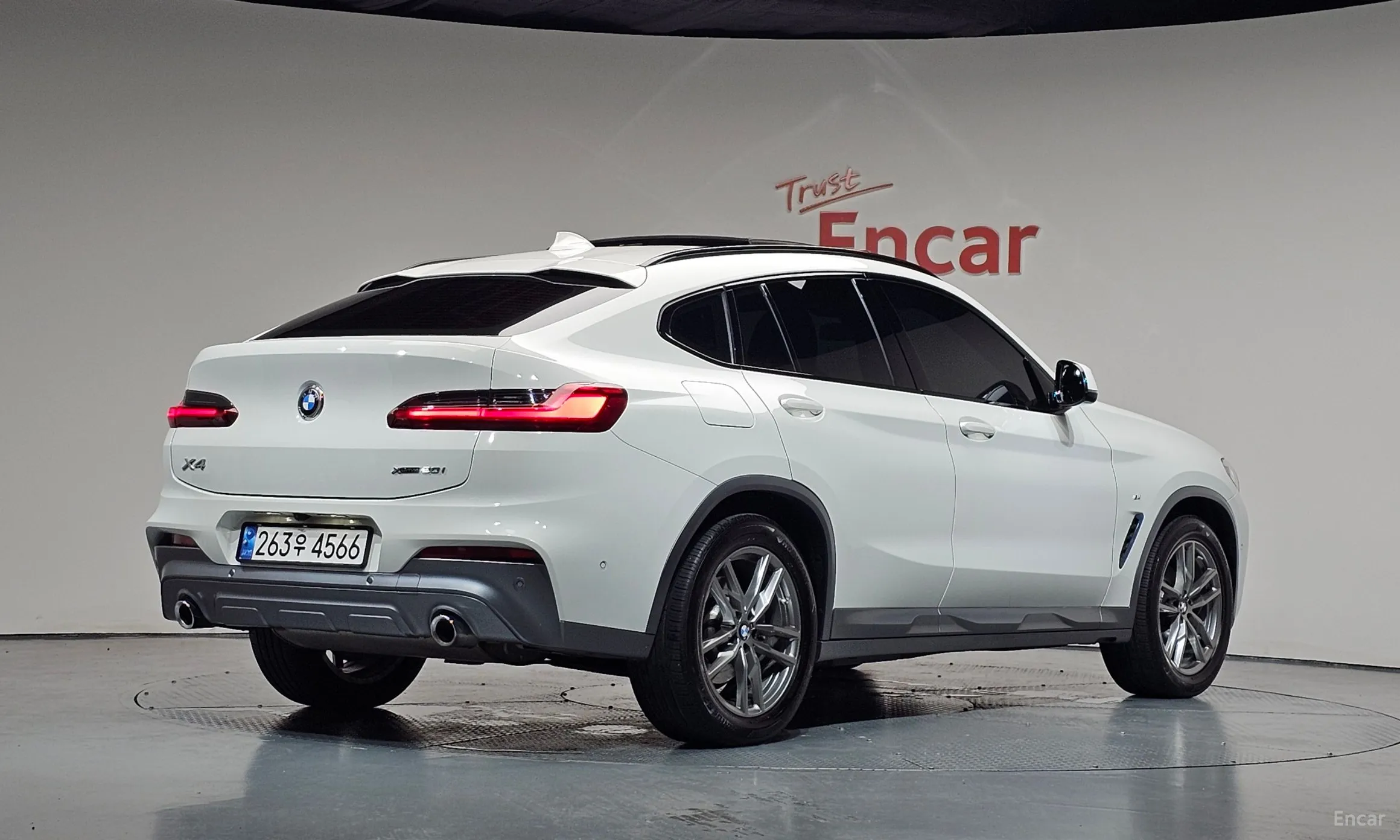BMW X4 (G02) превью 2