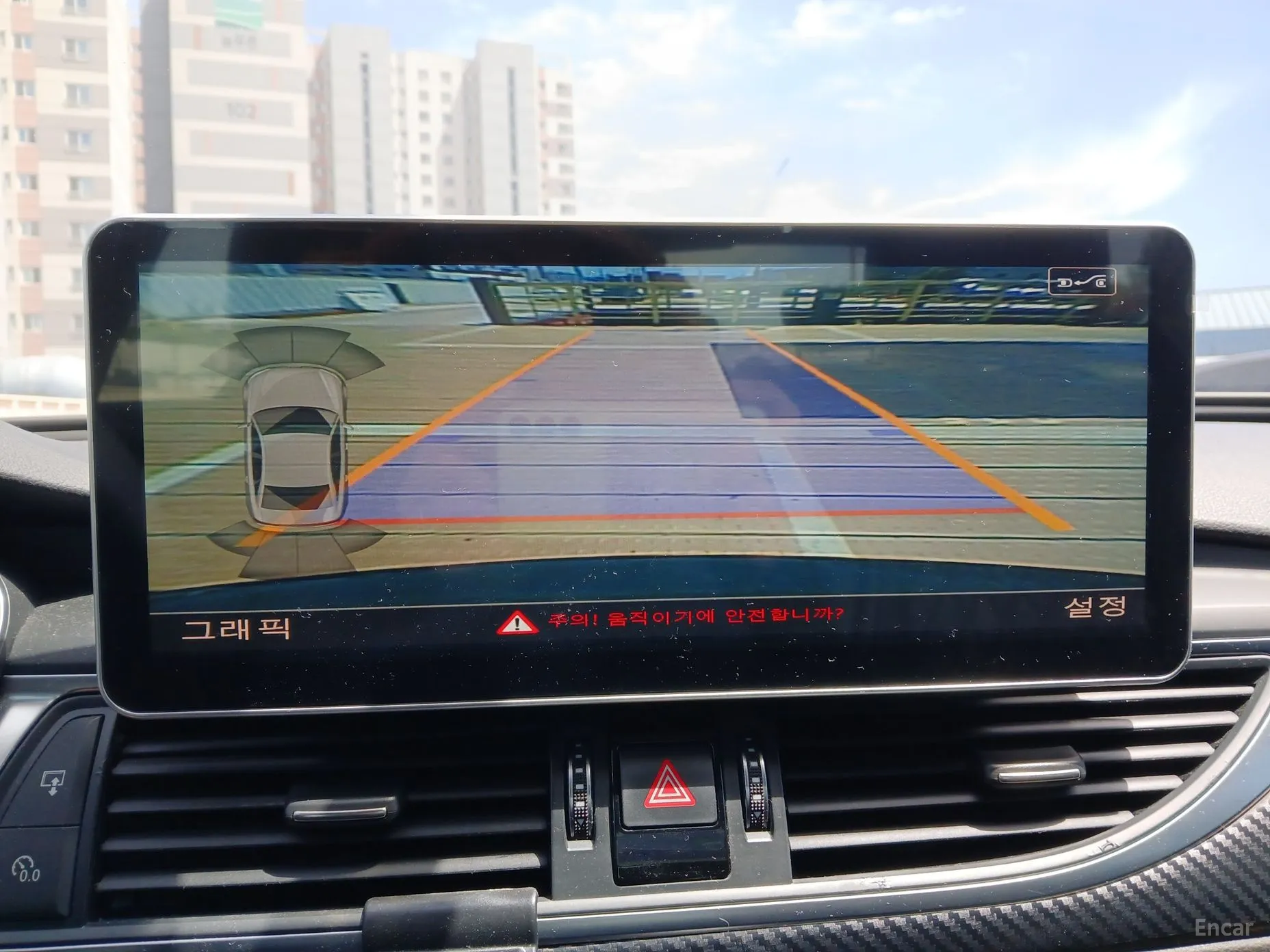 Audi New A6 превью 16